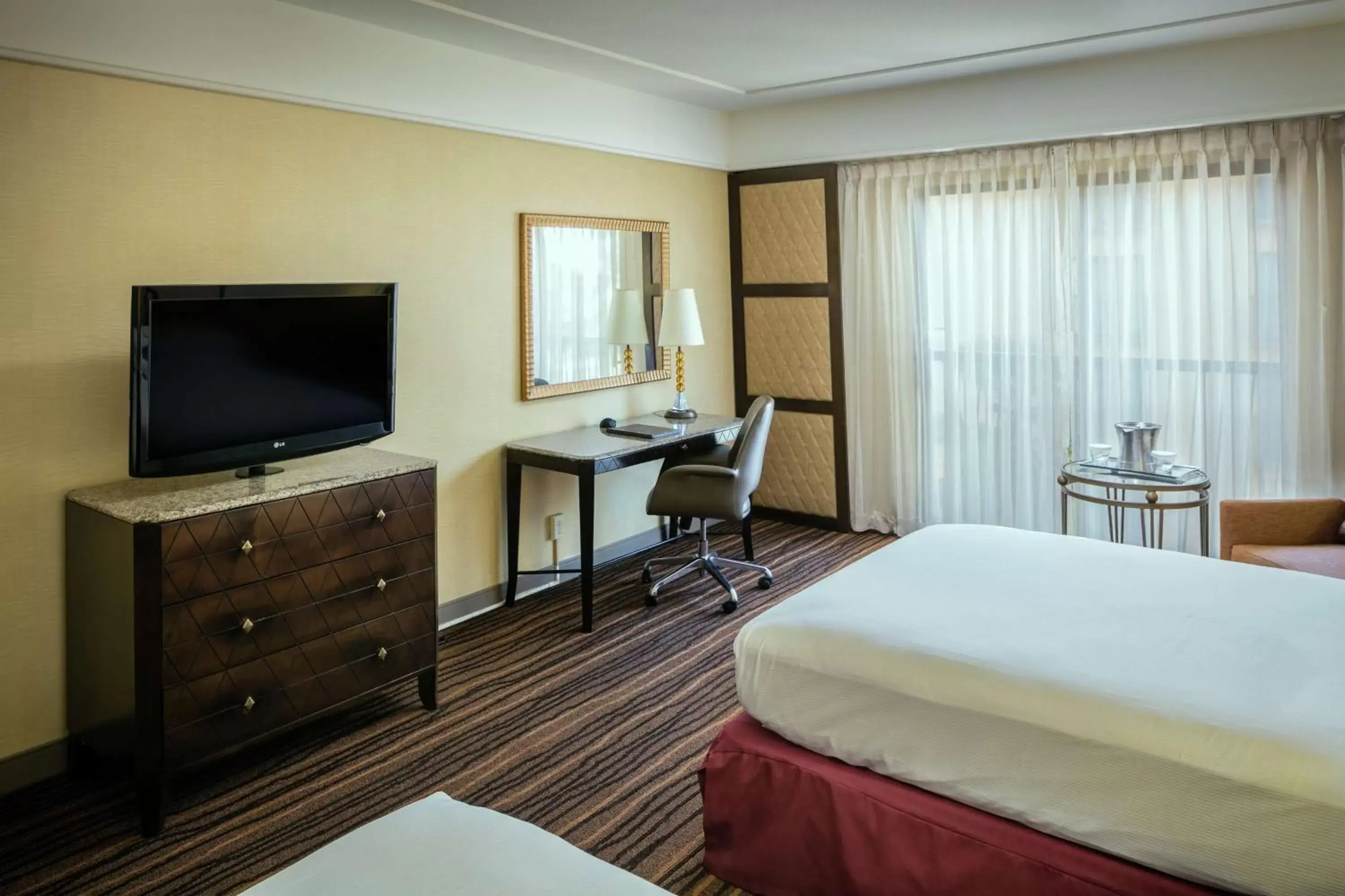 Bed, TV/Entertainment Center in Hilton Stockton