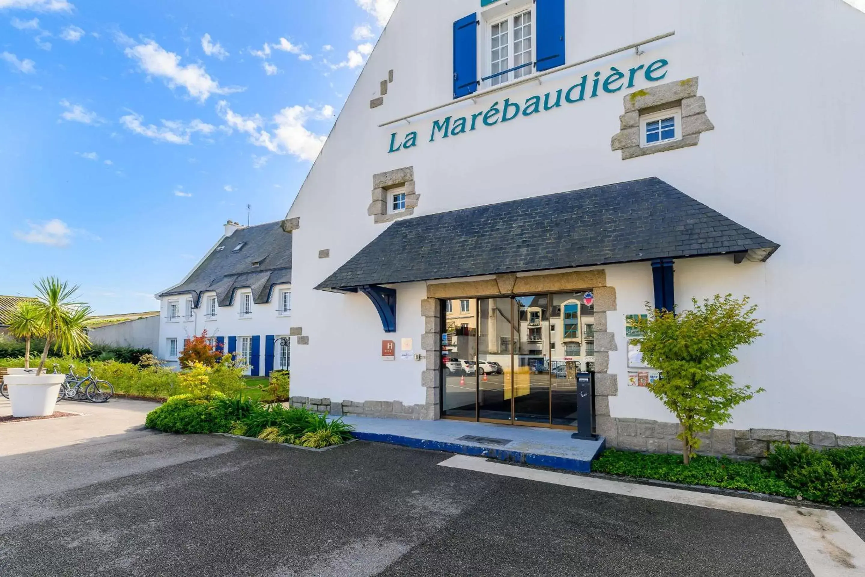 Property Building in Quality Hotel La Marebaudière Vannes Centre