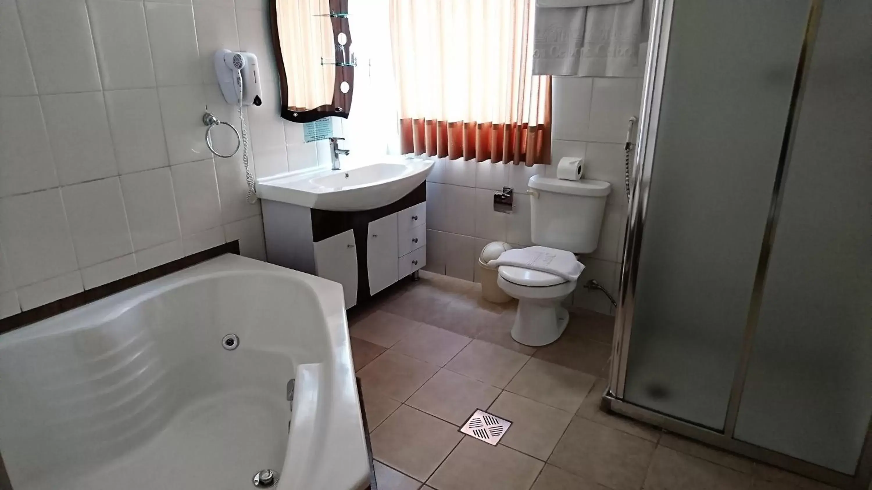 Bathroom in Hotel Los Ceibos