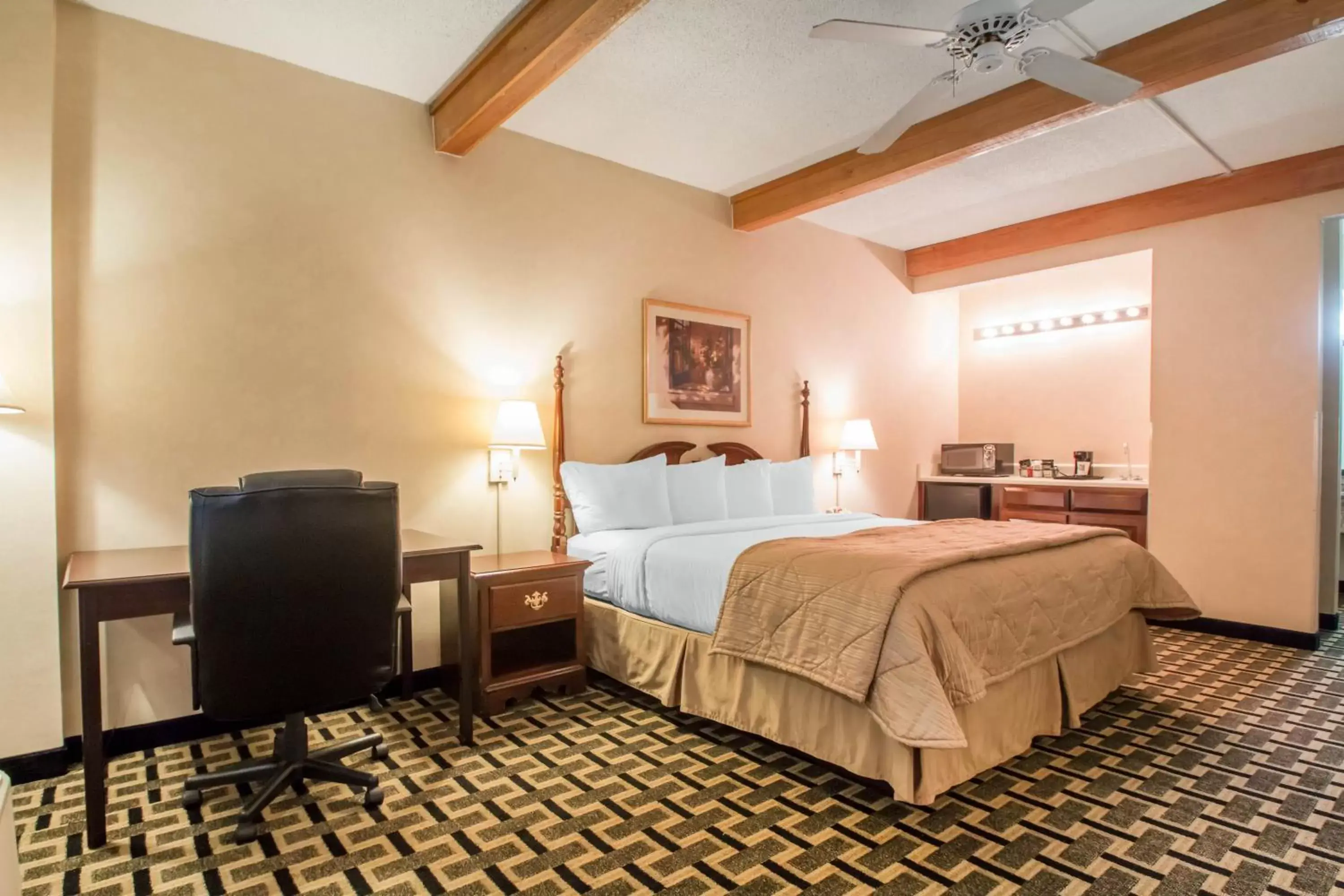 Bedroom in Quality Inn & Suites Ridgeland