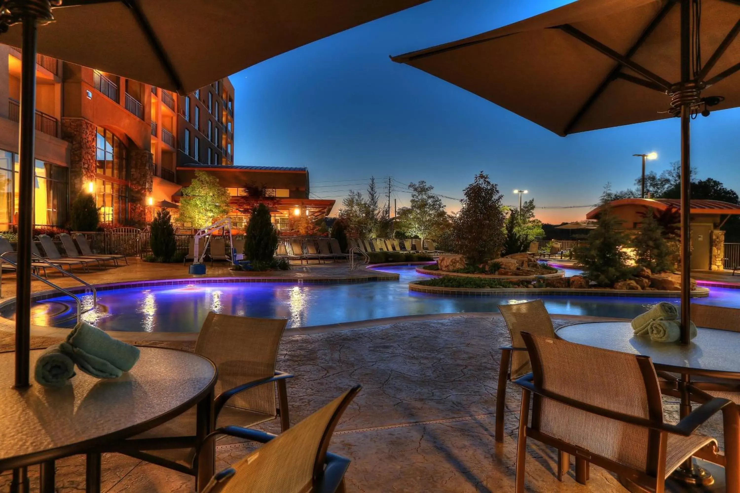 Swimming Pool in Courtyard by Marriott Pigeon Forge