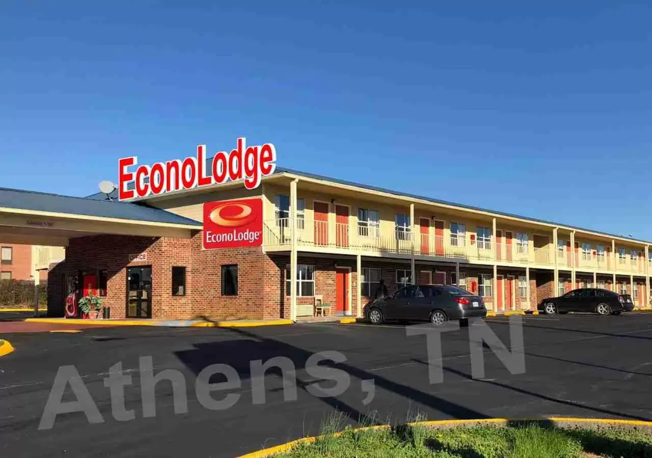 Property Building in Econo Lodge - Athens