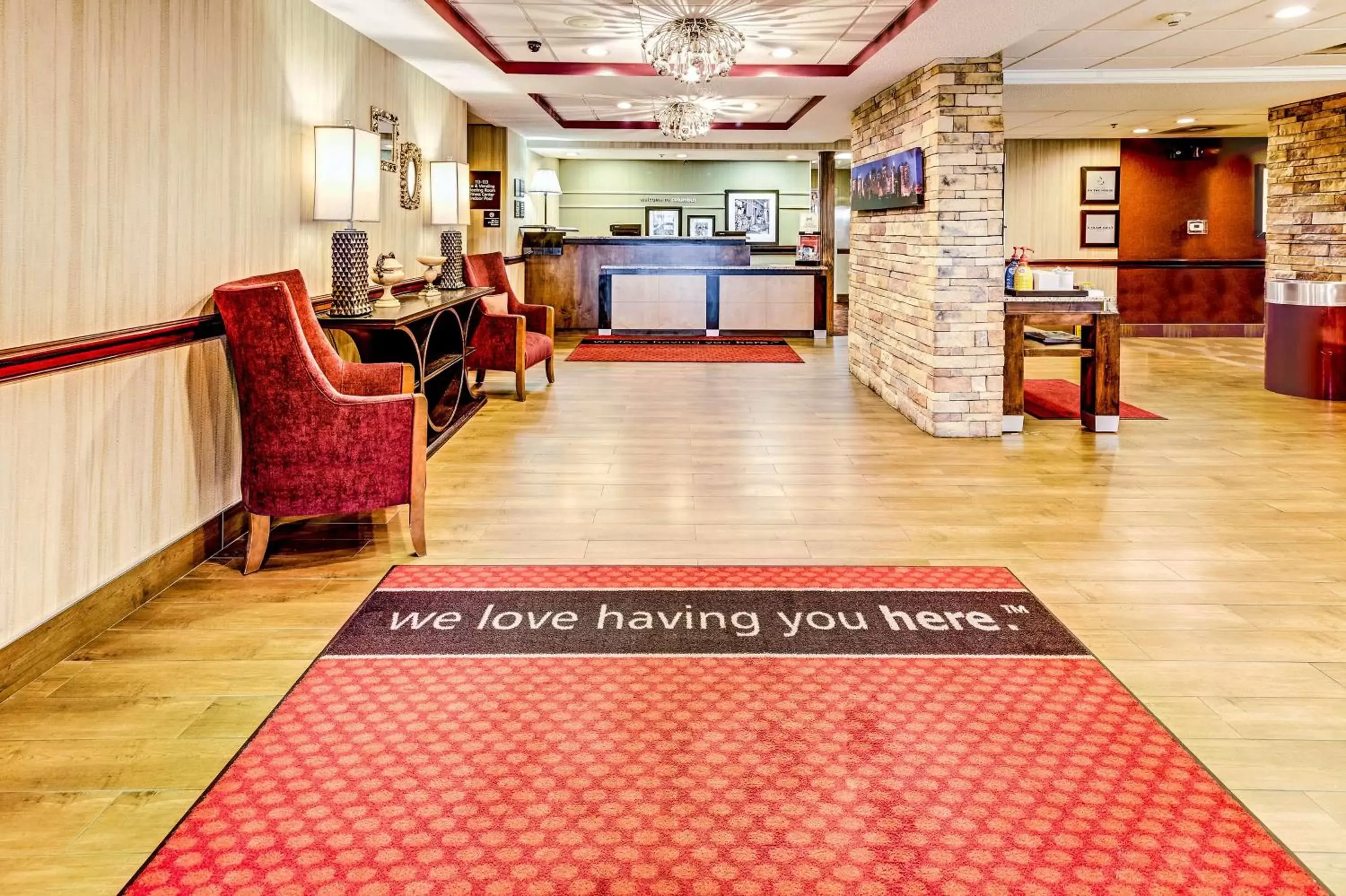 Property building, Lobby/Reception in Hampton Inn Columbus I-70E/Hamilton Road