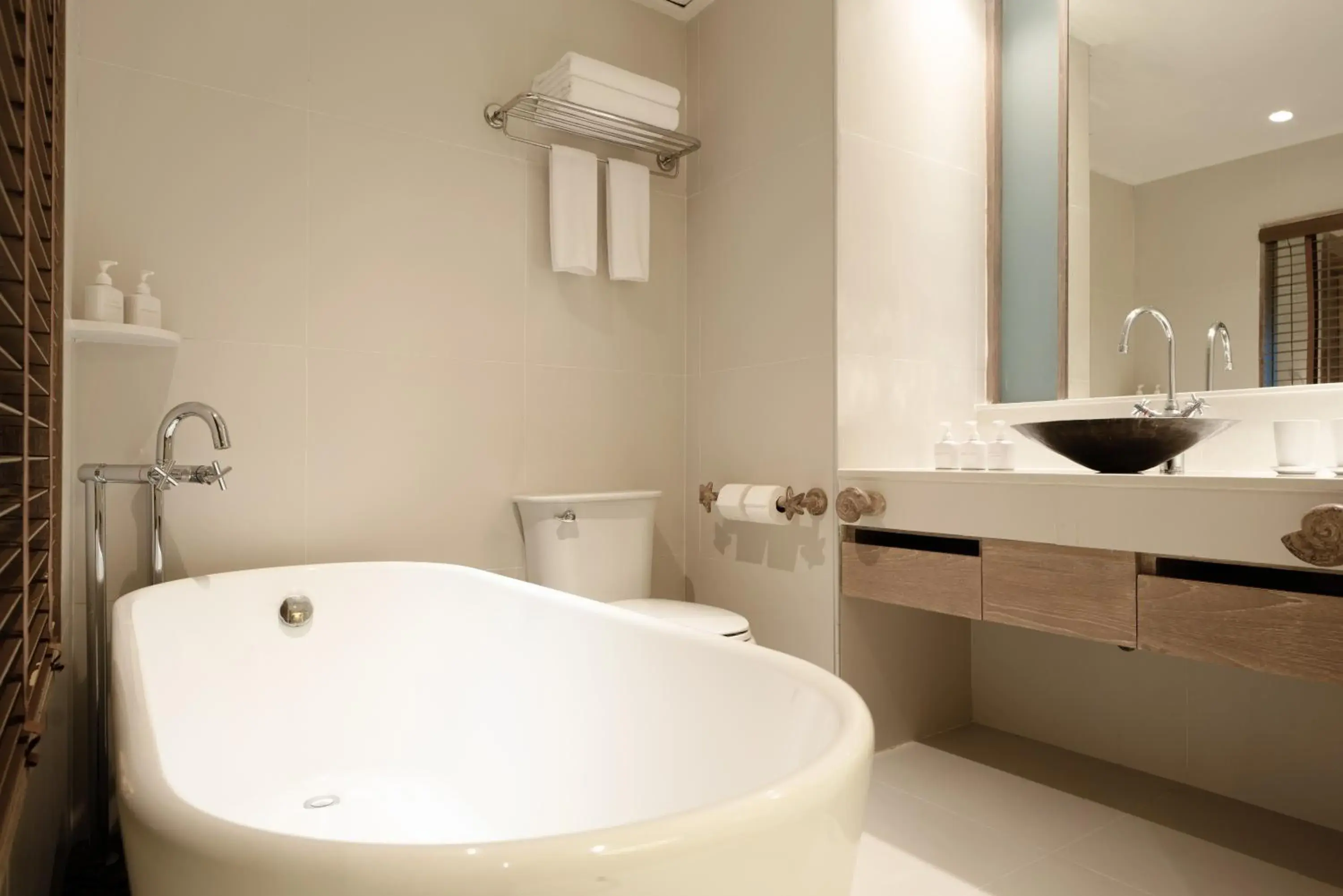 Bath, Bathroom in Wyndham Hua Hin Pranburi Resort & Villas