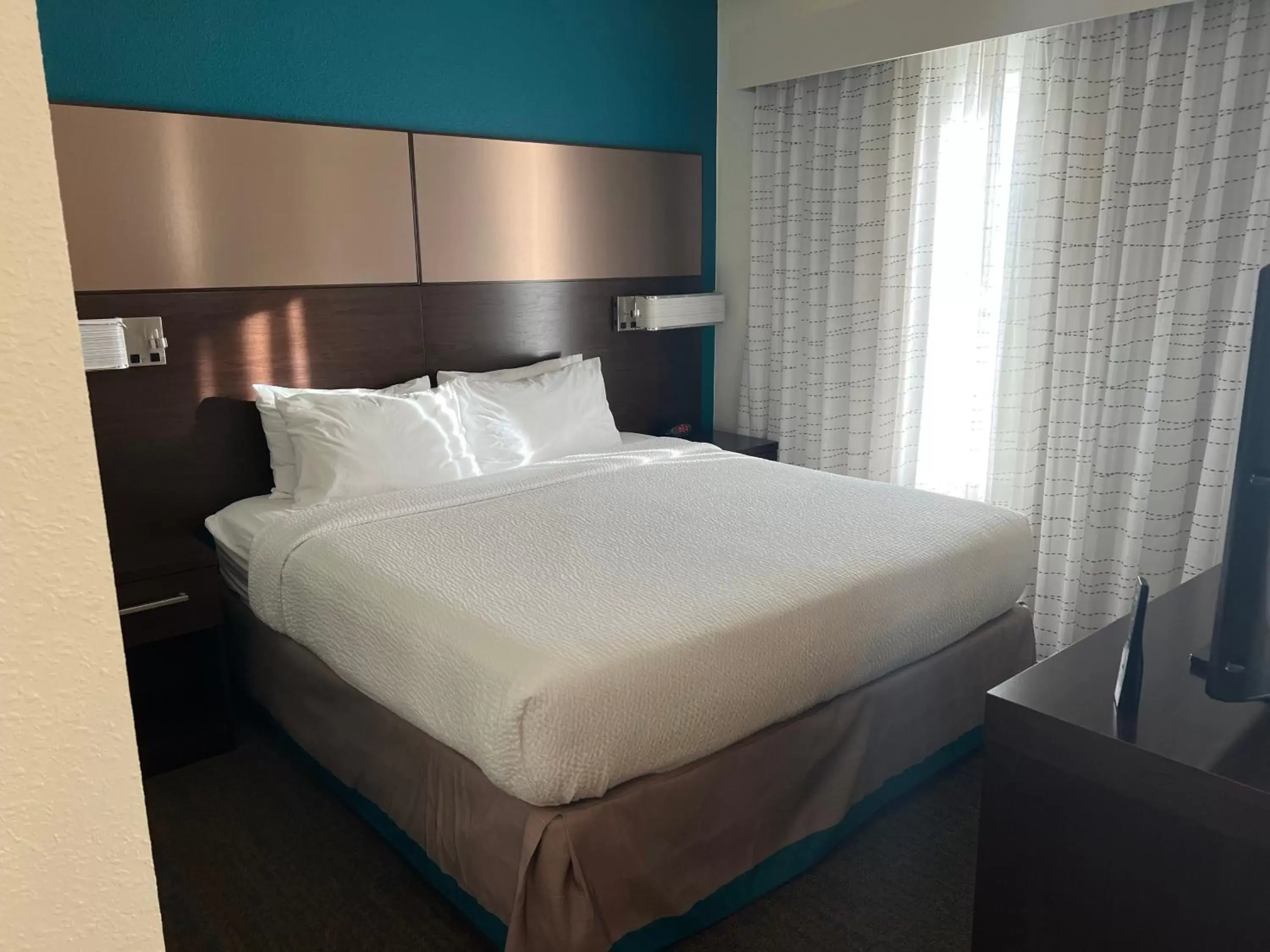 Bed in Residence Inn by Marriott Oklahoma City North/Quail Springs