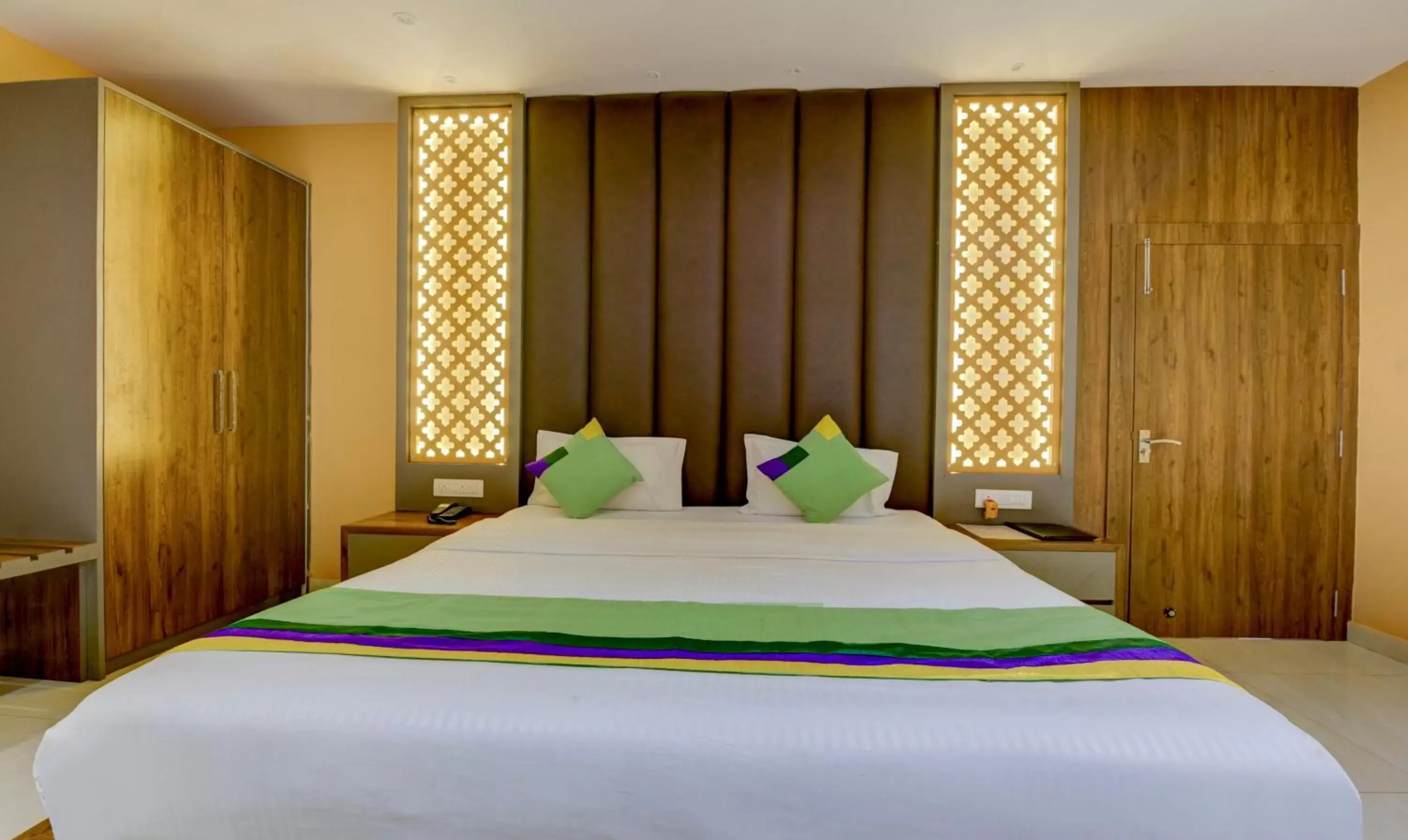 Bed in Treebo Trend Winsome Banquet And Resort