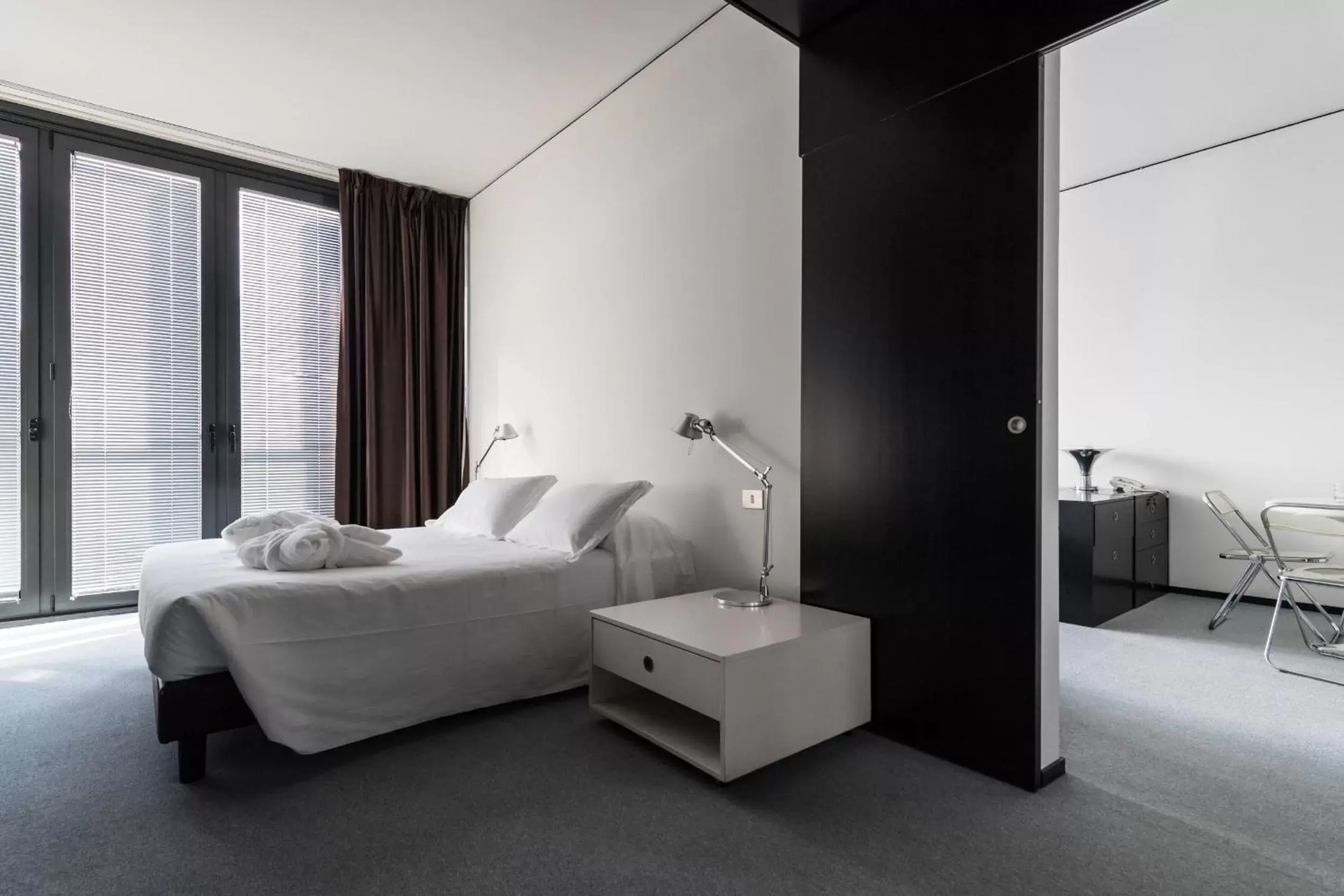 Bedroom, Bed in DUPARC Contemporary Suites