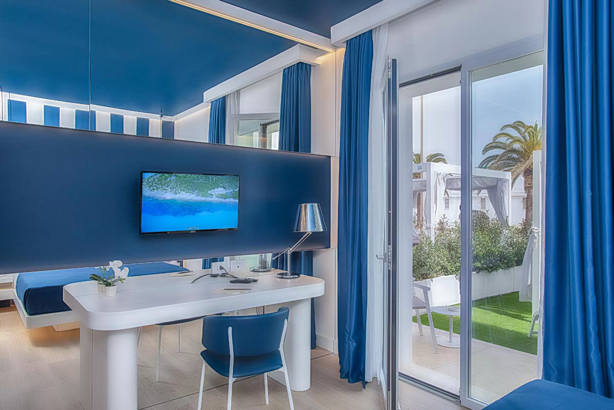 Garden view in Hotel Nautilus