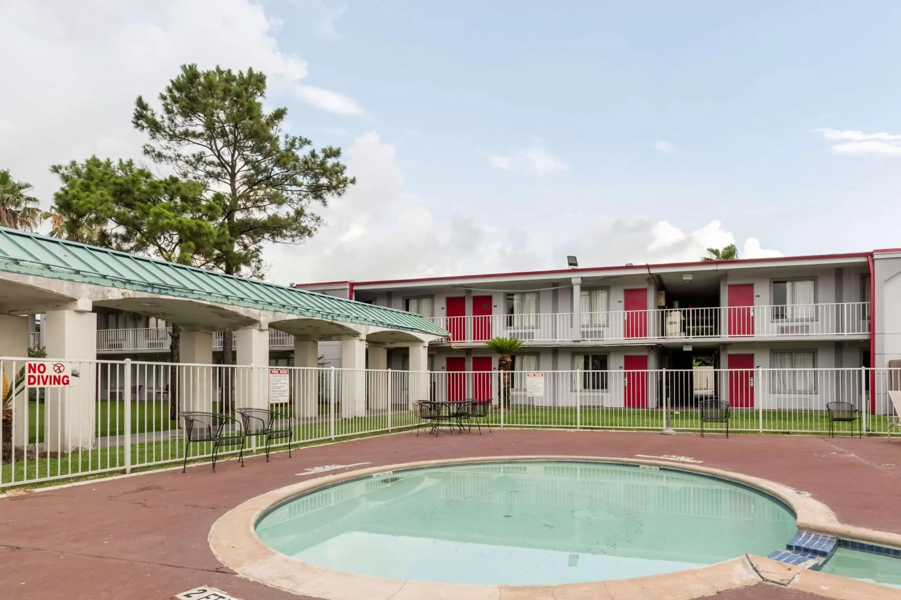 On site, Swimming Pool in Motel 6-Houston, TX - East