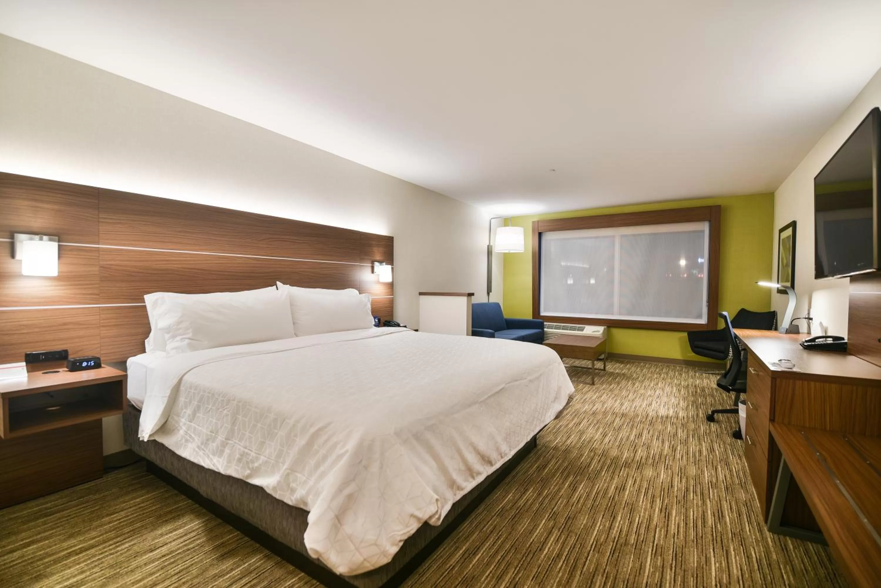 Photo of the whole room, Bed in Holiday Inn Express & Suites Lehi - Thanksgiving Point by IHG