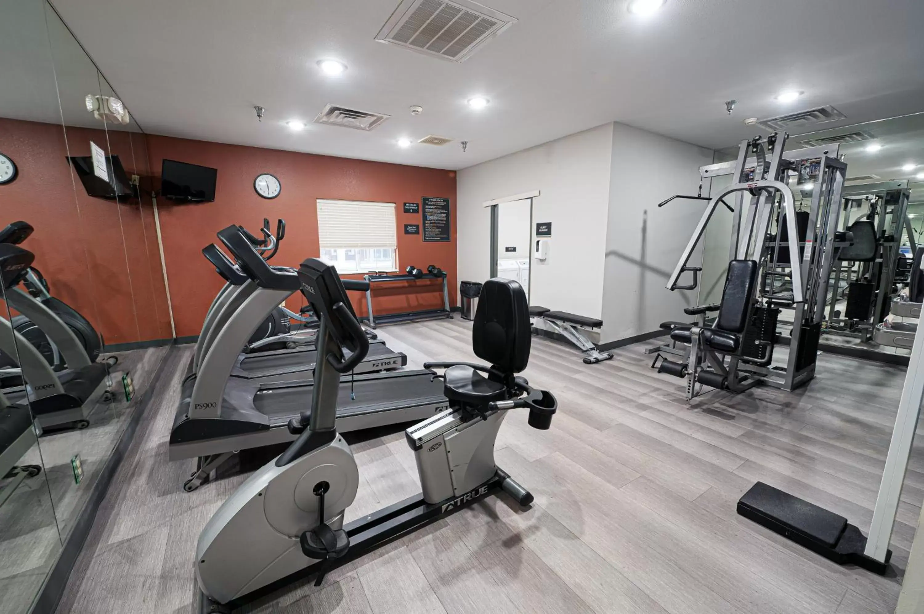Spa and wellness centre/facilities, Fitness Center/Facilities in Candlewood Suites Merrillville, an IHG Hotel