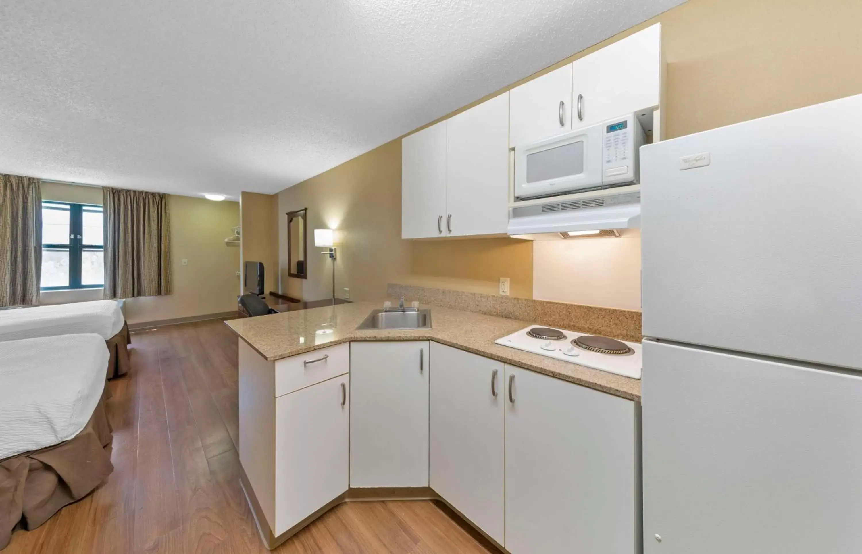 Bedroom, Kitchen/Kitchenette in Extended Stay America Suites - Orange County - Yorba Linda