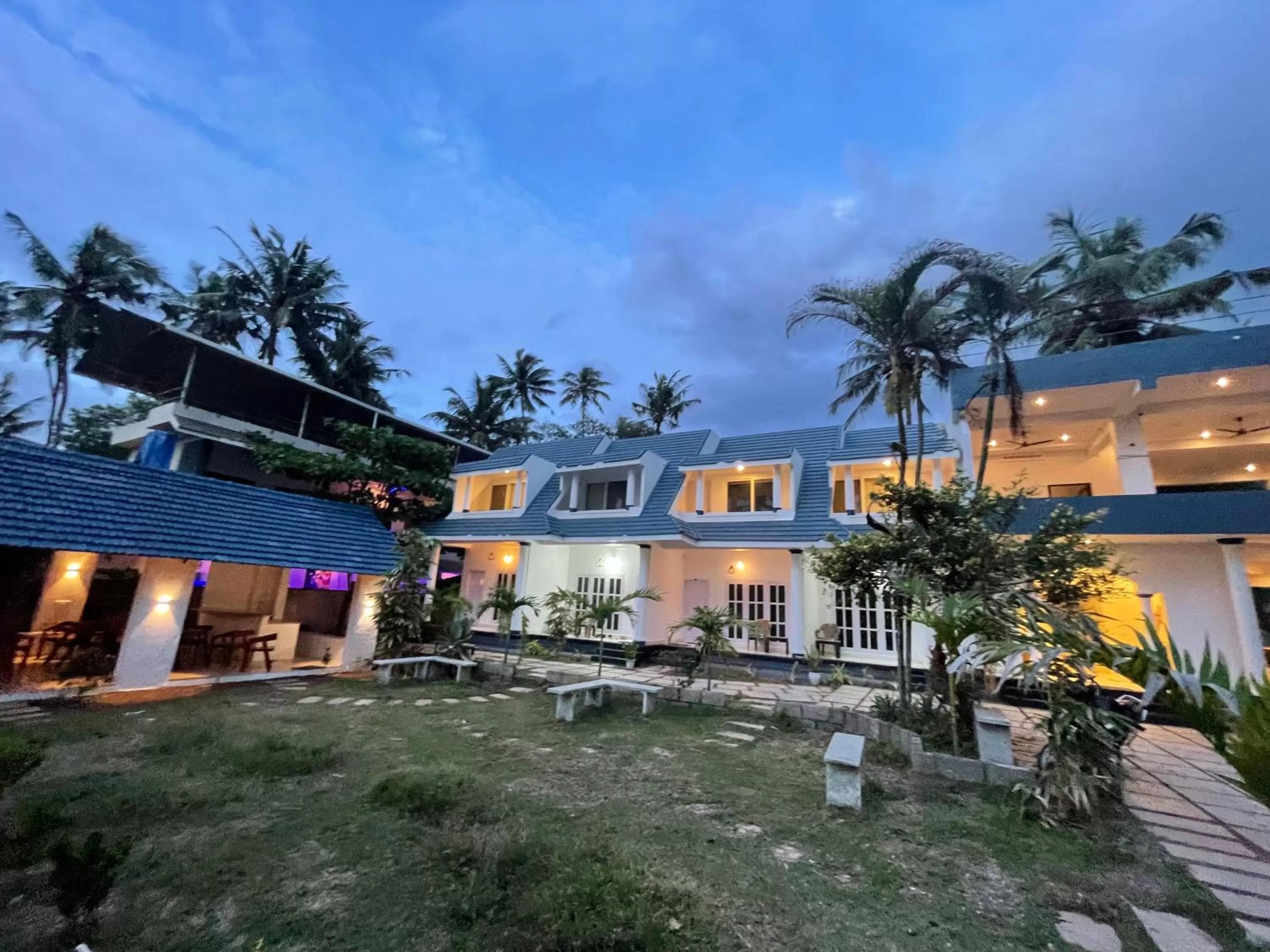 Facade/entrance, Property Building in Garden Bay Resort
