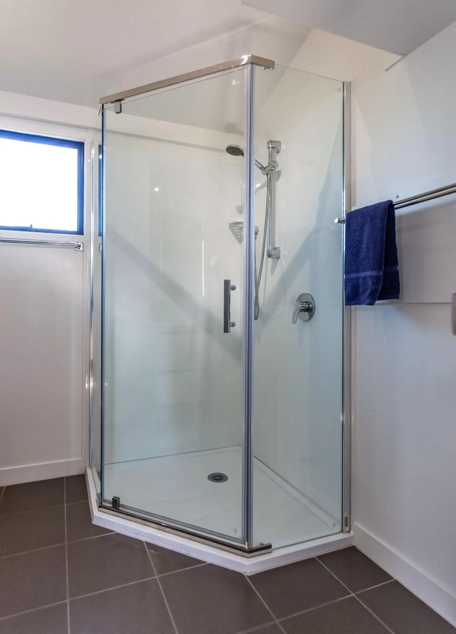 Deluxe Studio in Tidewater Motel and Budget Accommodation Deluxe Studio in Tidewater Motel and Budget Accommodation