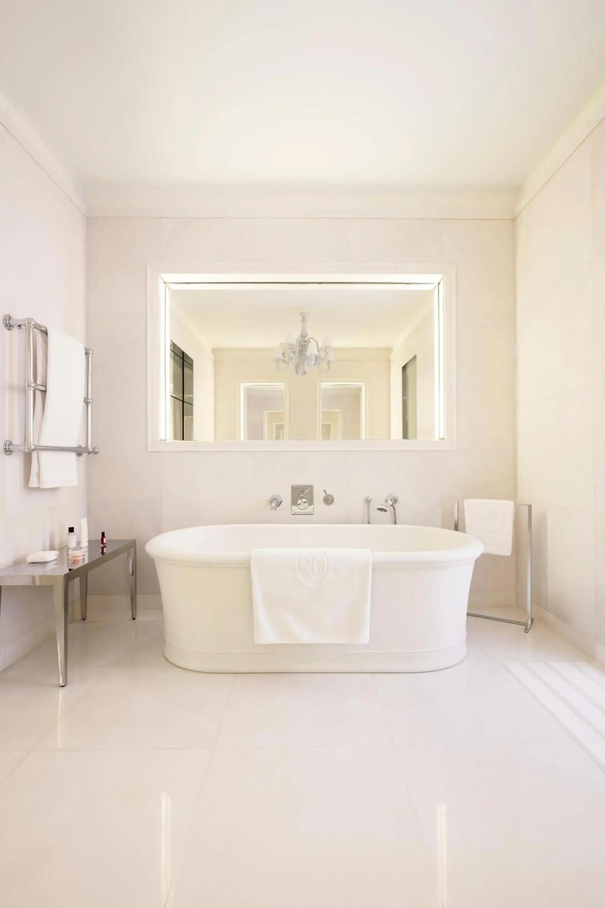 Bathroom in Le Royal Monceau Hotel Raffles Paris