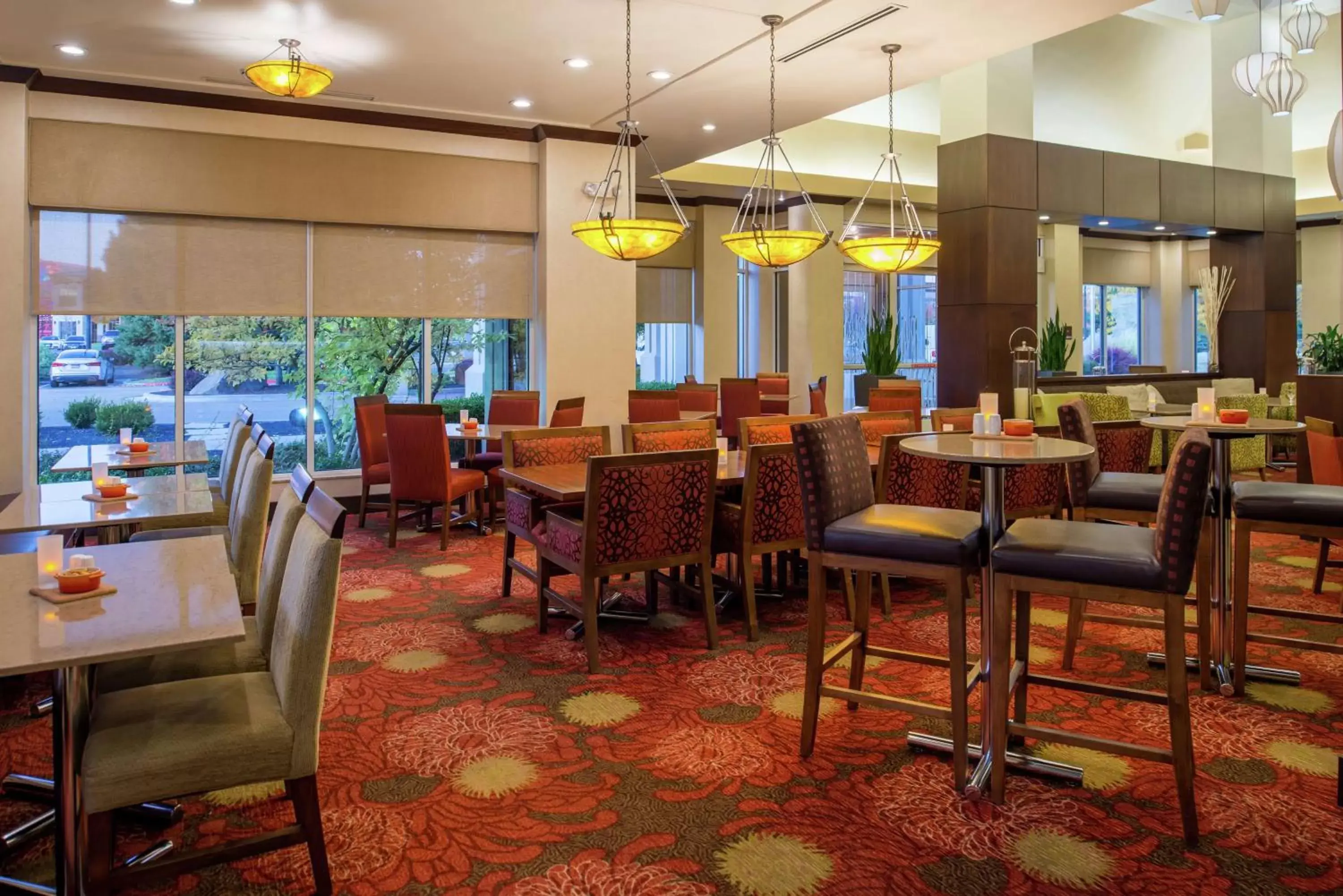 Restaurant/Places to Eat in Hilton Garden Inn Boise Spectrum