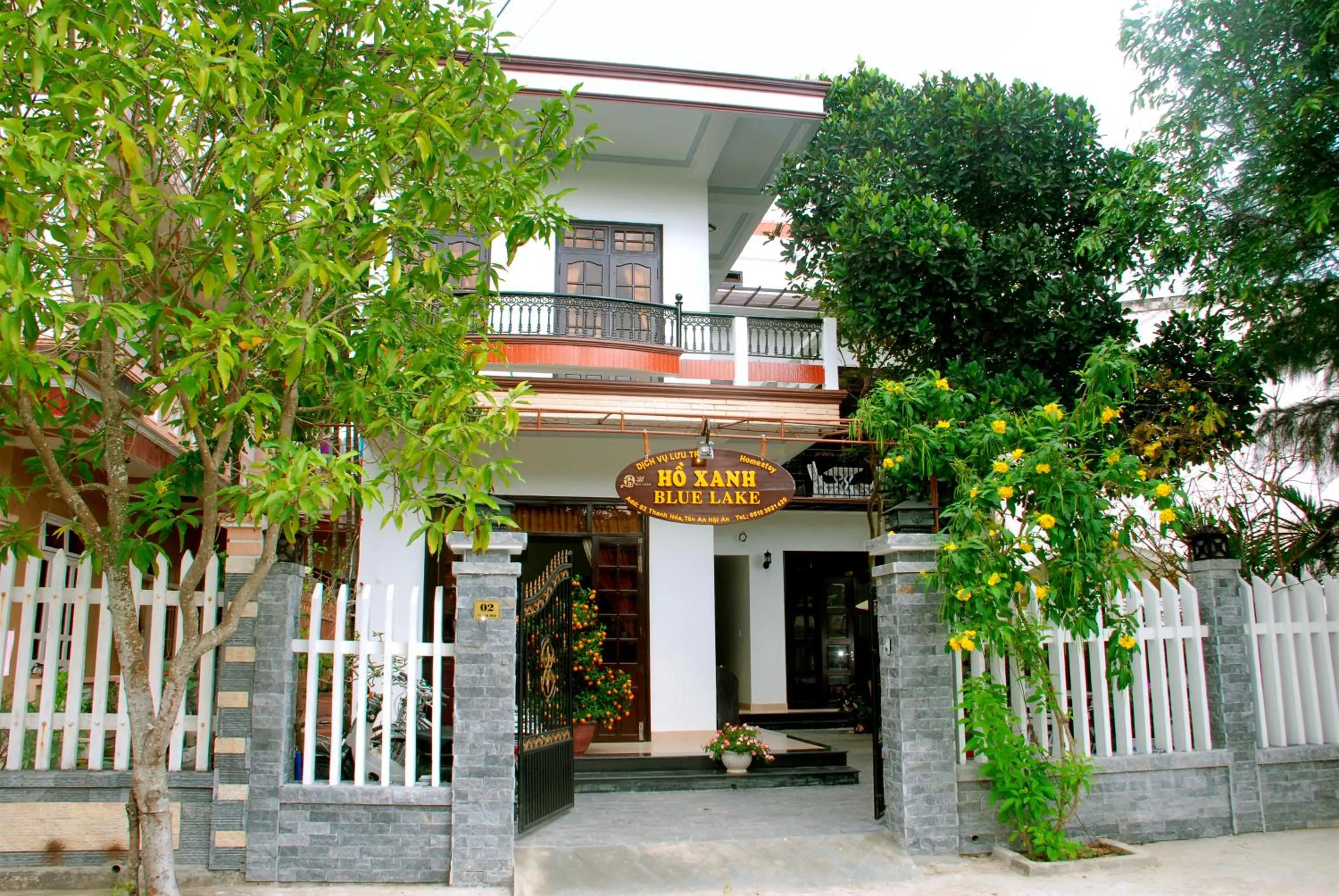 Property building in Blue Lake Homestay
