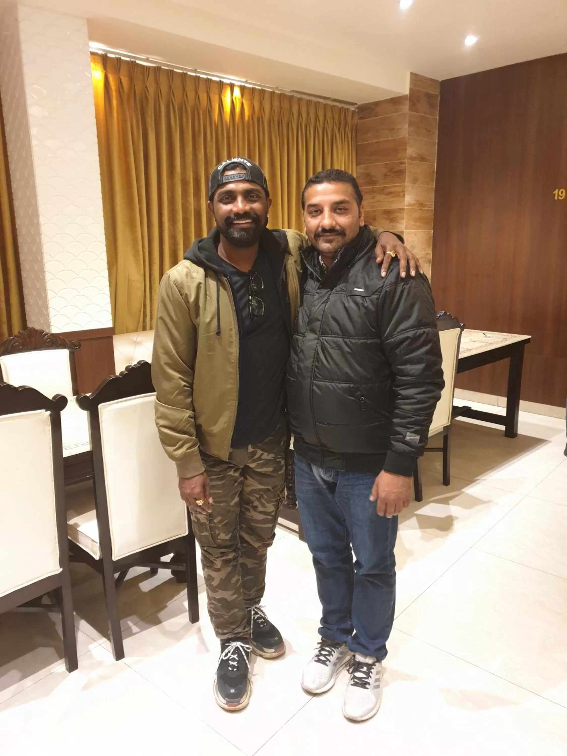 Hotel Makhan Residency