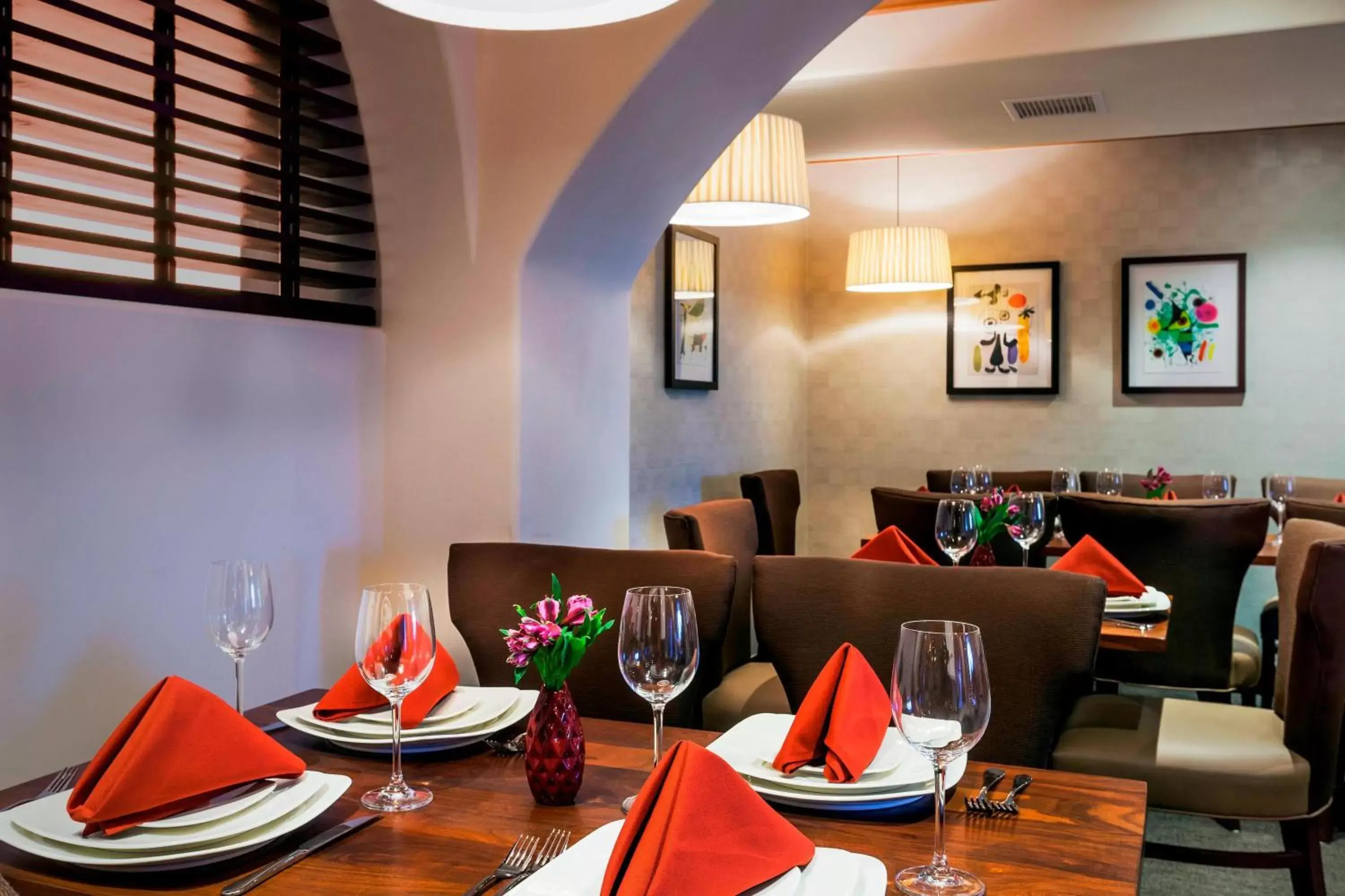 Restaurant/Places to Eat in Triada Palm Springs, Autograph Collection