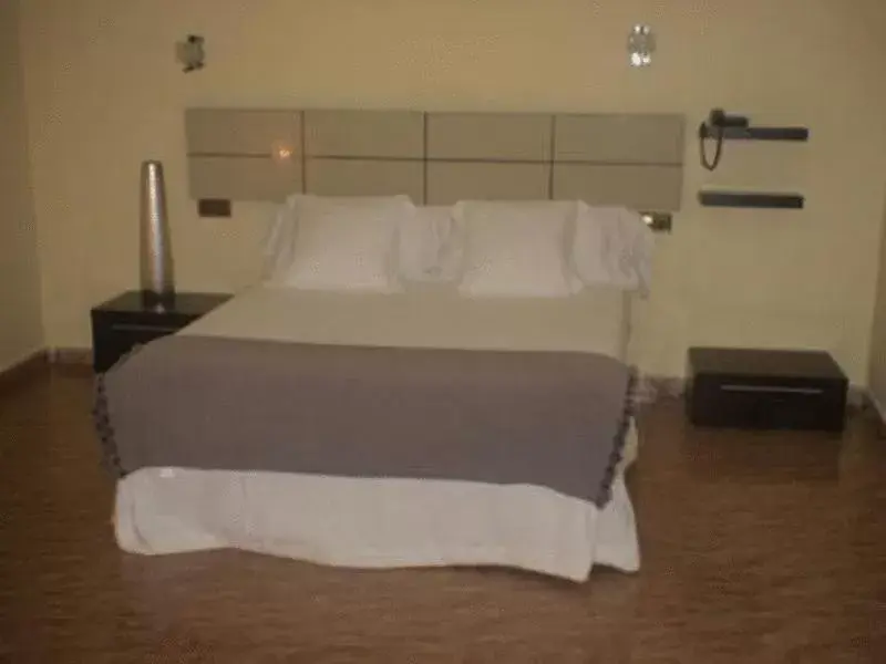 Photo of the whole room, Bed in Hotel Oasis Familiar