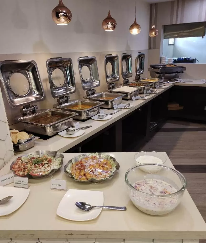 Restaurant/places to eat in Klase Hotels