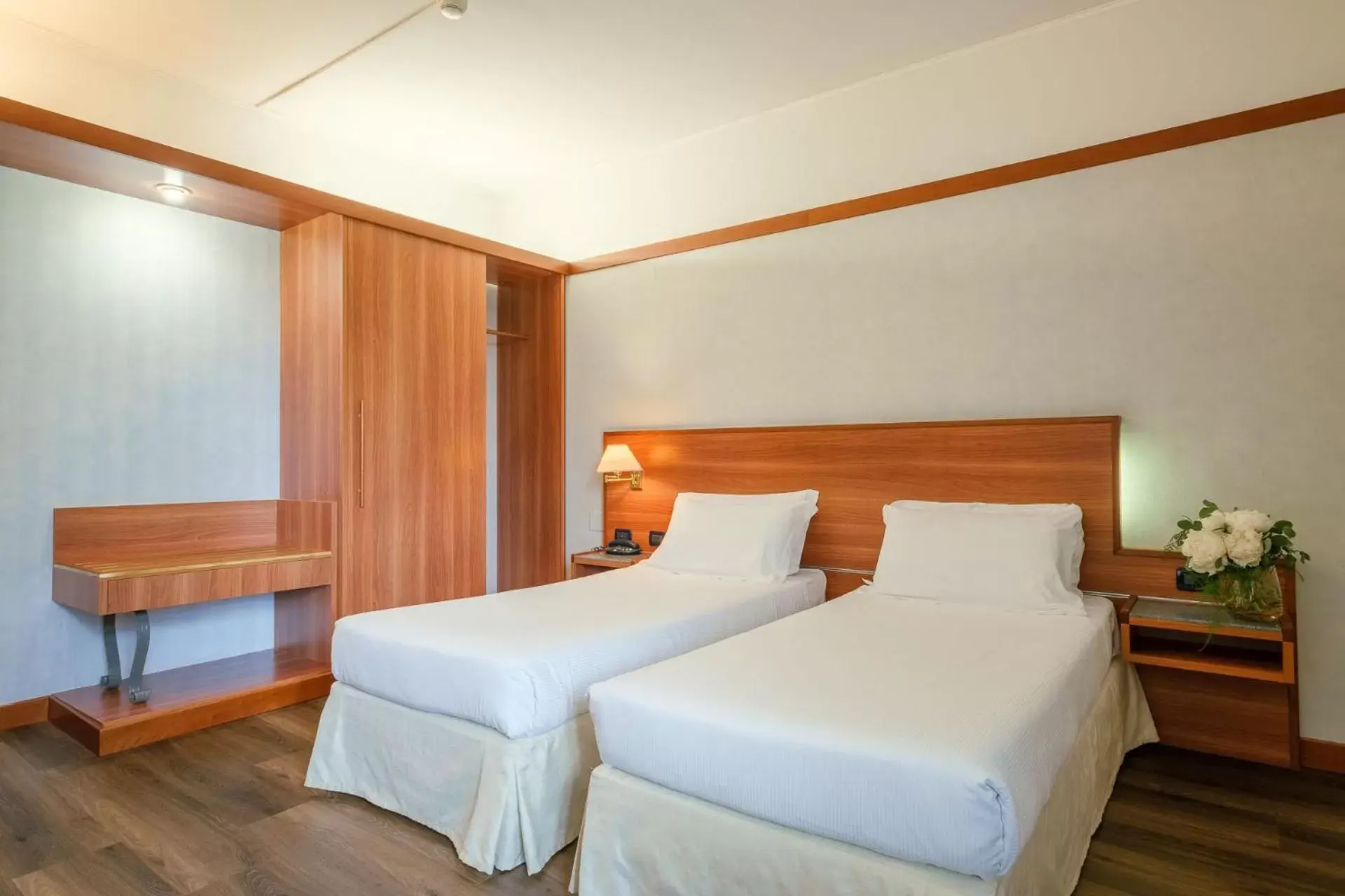 Bedroom, Bed in SHG Hotel Bologna Bedroom, Bed in SHG Hotel Bologna