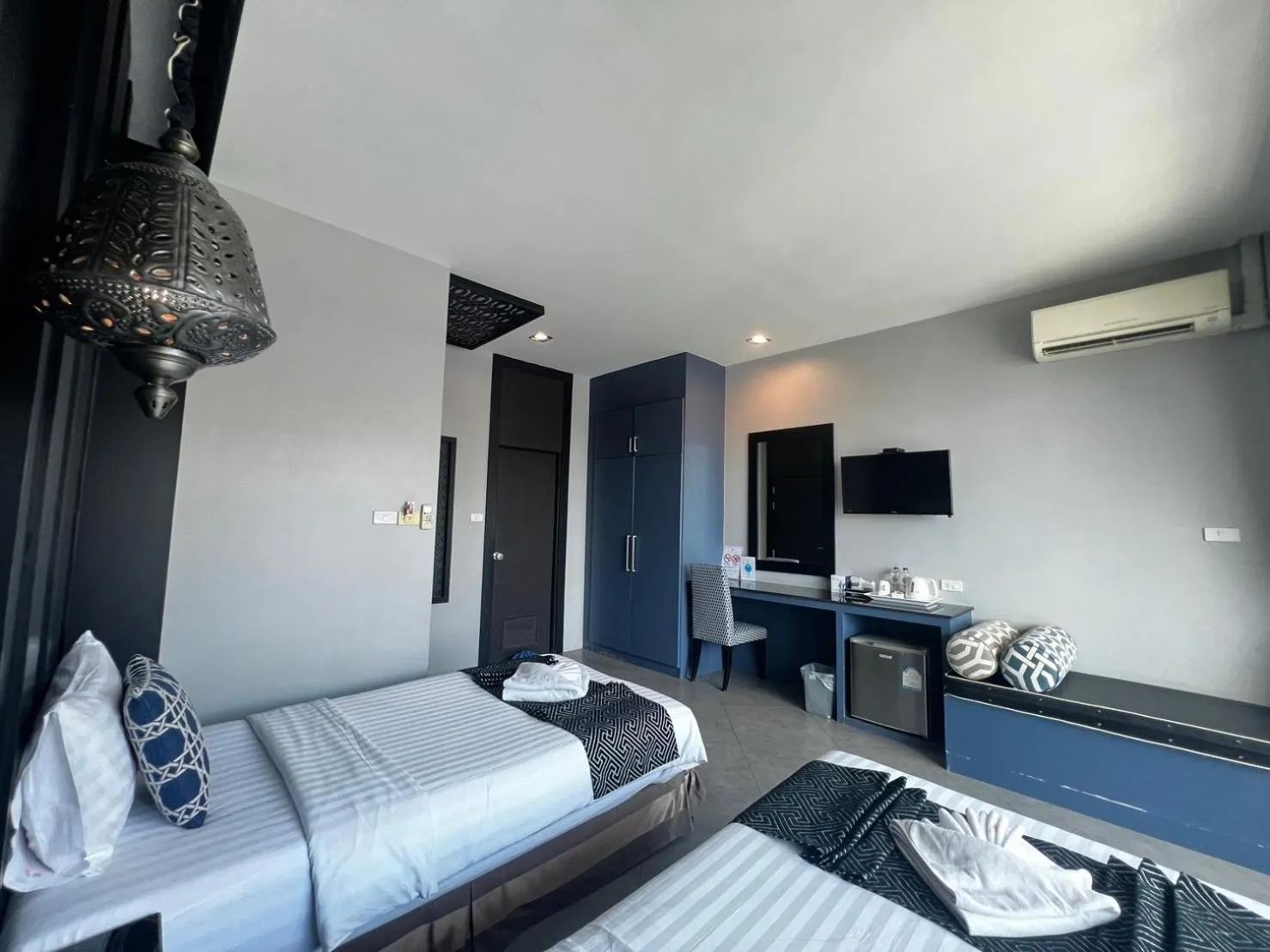 Bed in Srisawara Casa Hotel