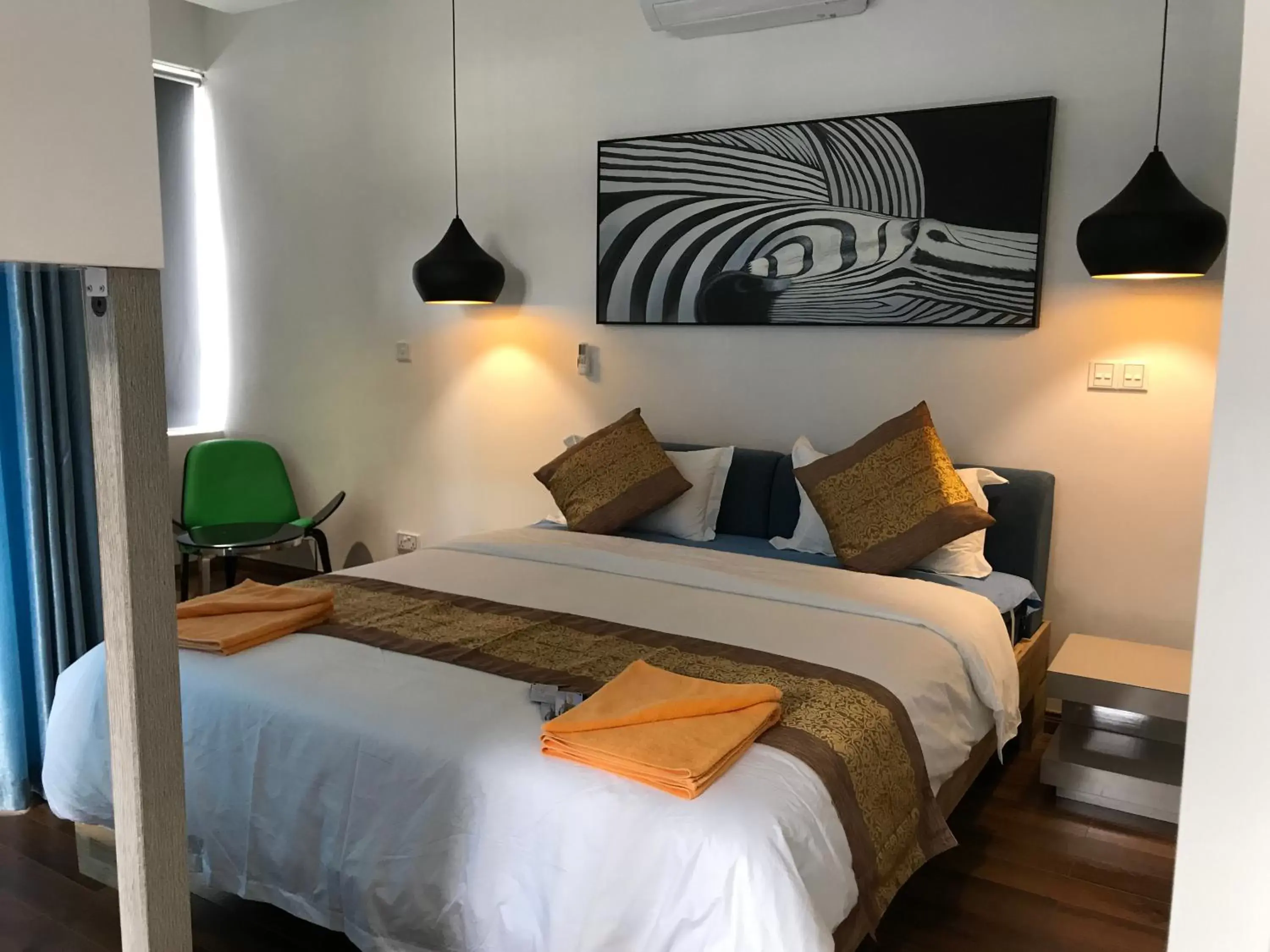 Deluxe Double Room with Balcony in Benny's City Hotel Deluxe Double Room with Balcony in Benny's City Hotel