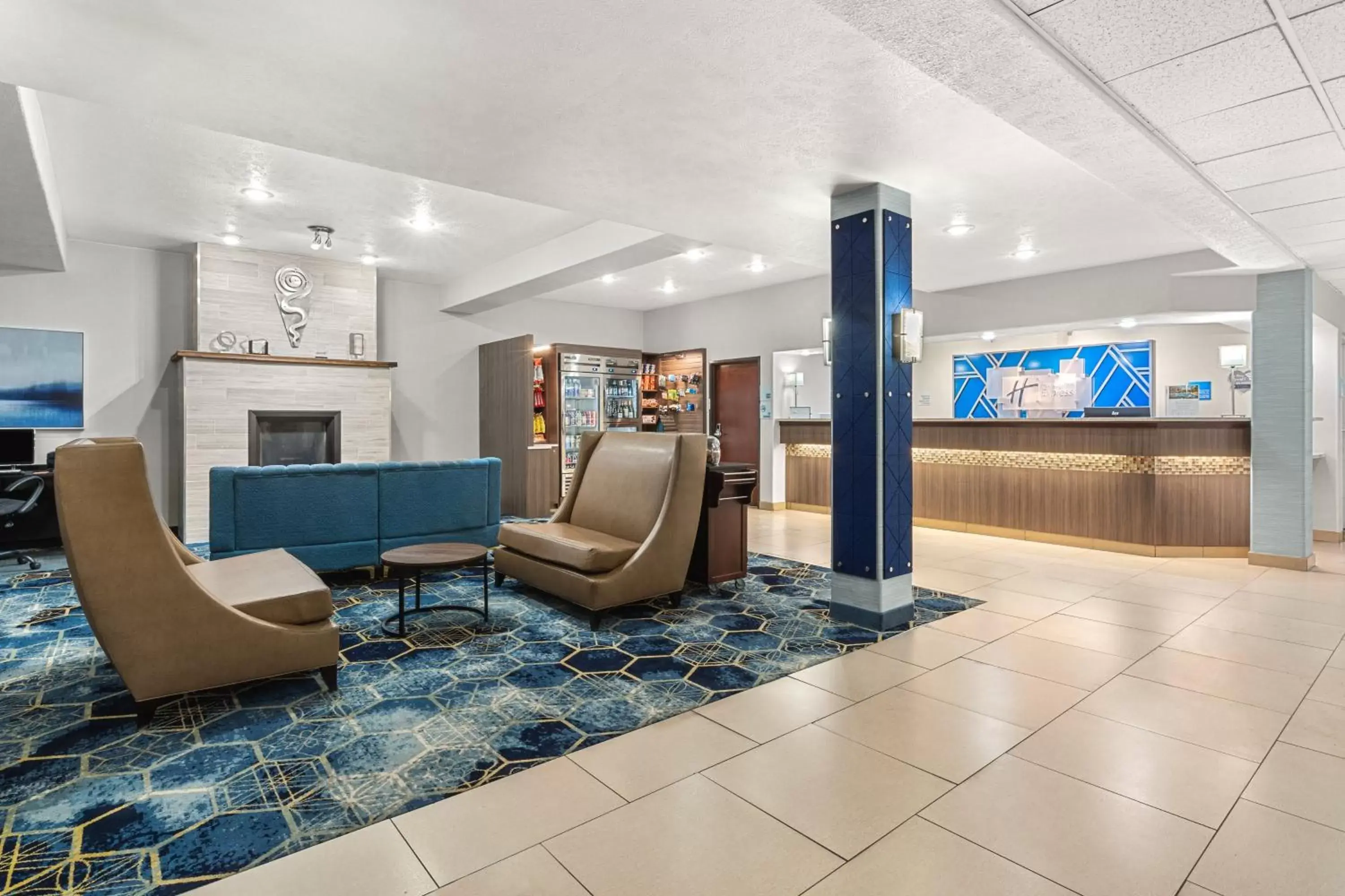 Lobby or reception, Lobby/Reception in Holiday Inn Express Wenatchee, an IHG Hotel