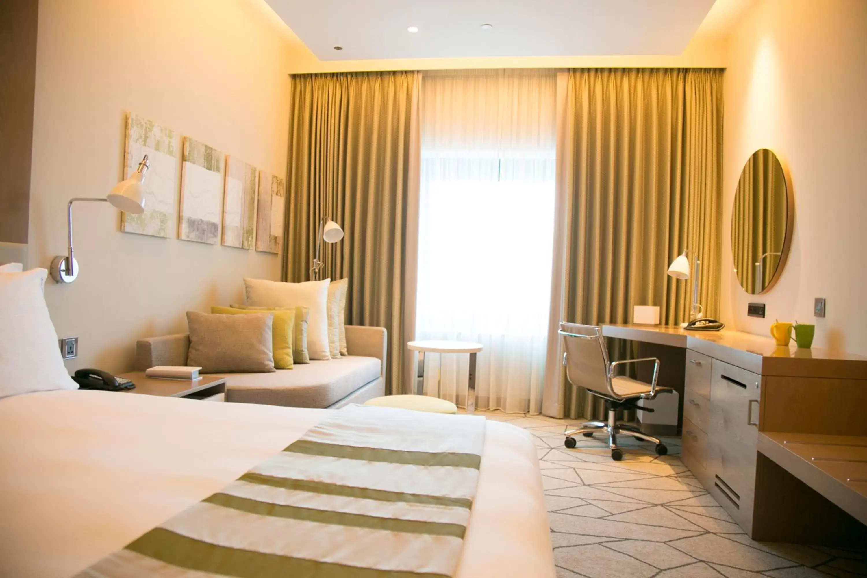 Photo of the whole room, Bed in Holiday Inn & Suites - Dubai Festival City Mall, an IHG Hotel
