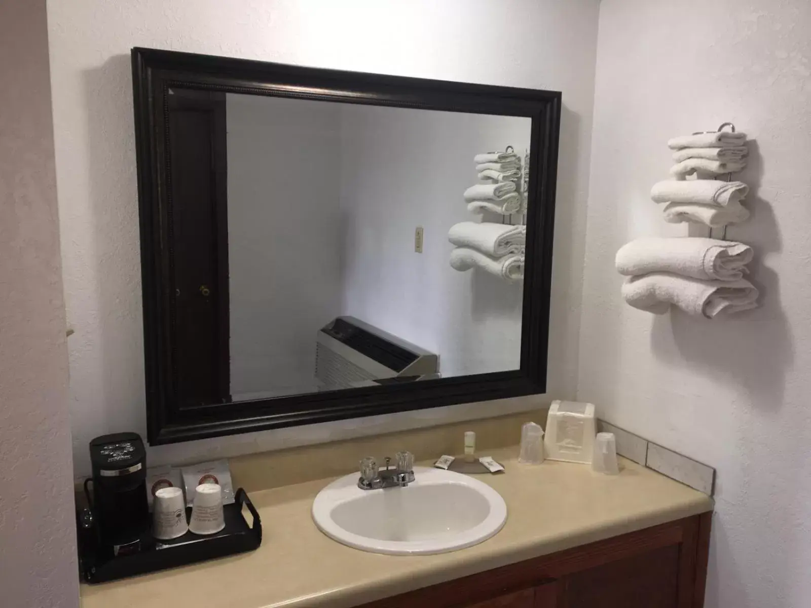 Bathroom in Finn's Motel