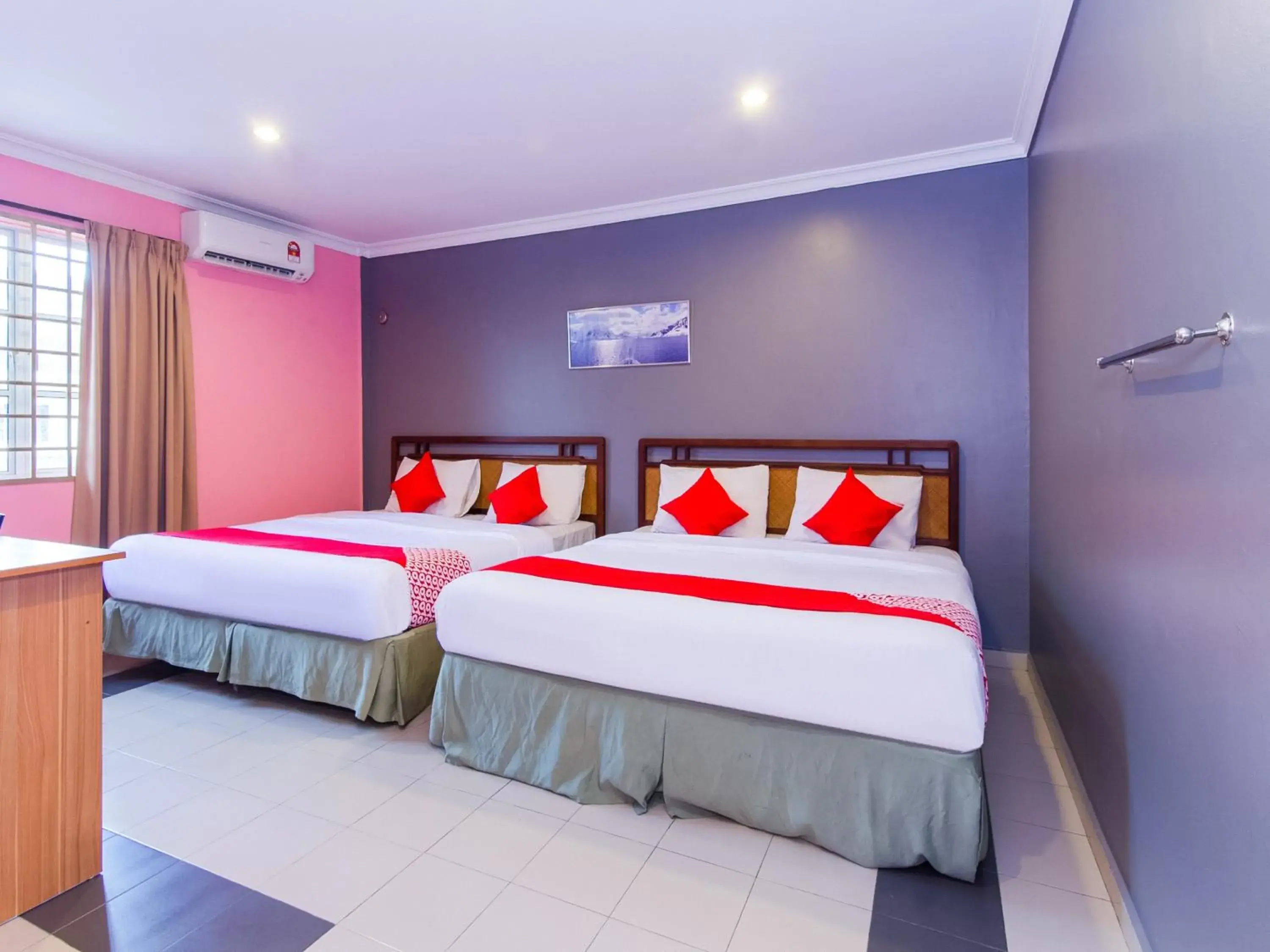 Bedroom, Bed in OYO 746 Hotel Comfort