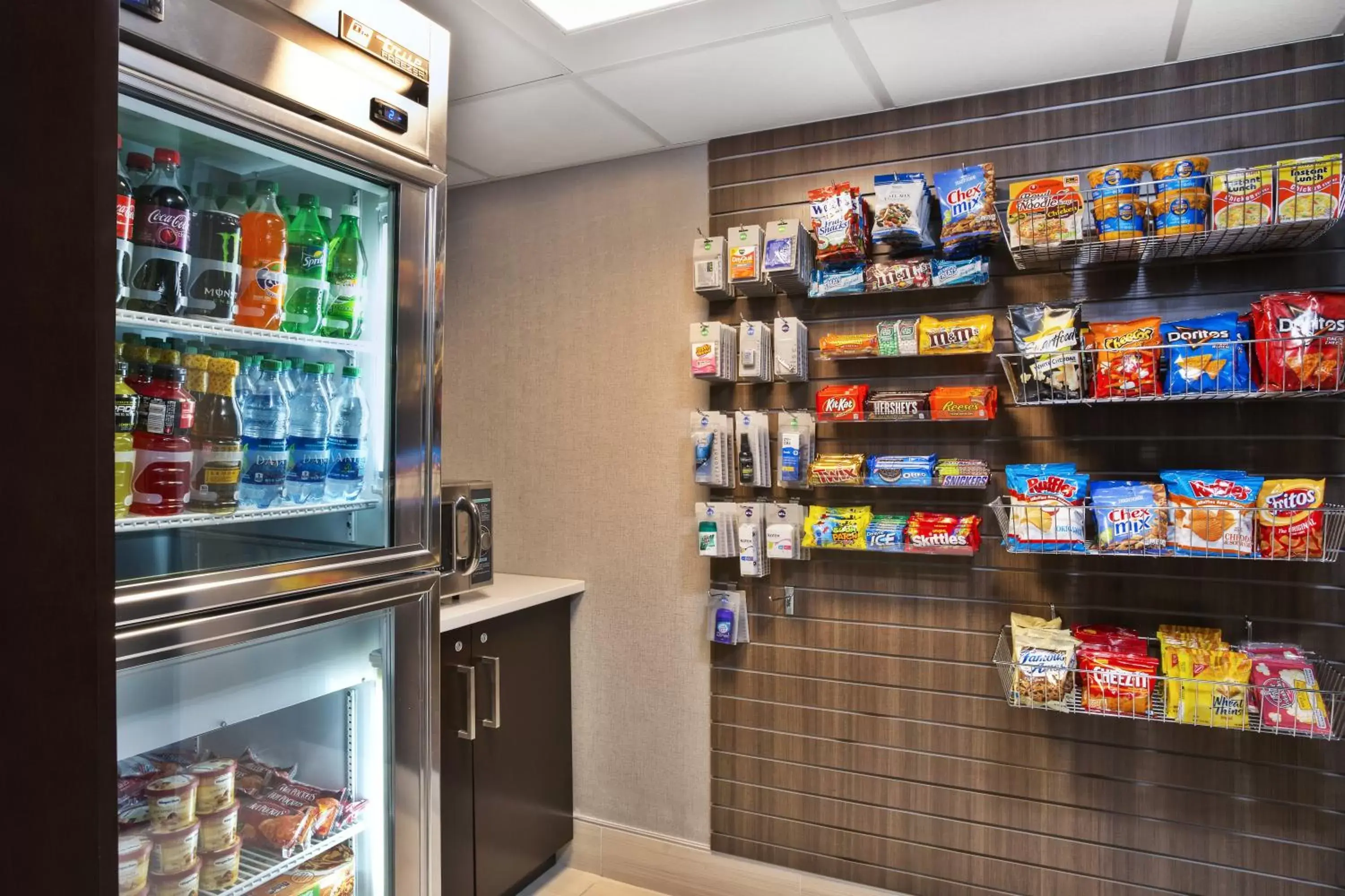 Lobby or reception in Holiday Inn Express Boston-Waltham by IHG Lobby or reception in Holiday Inn Express Boston-Waltham by IHG