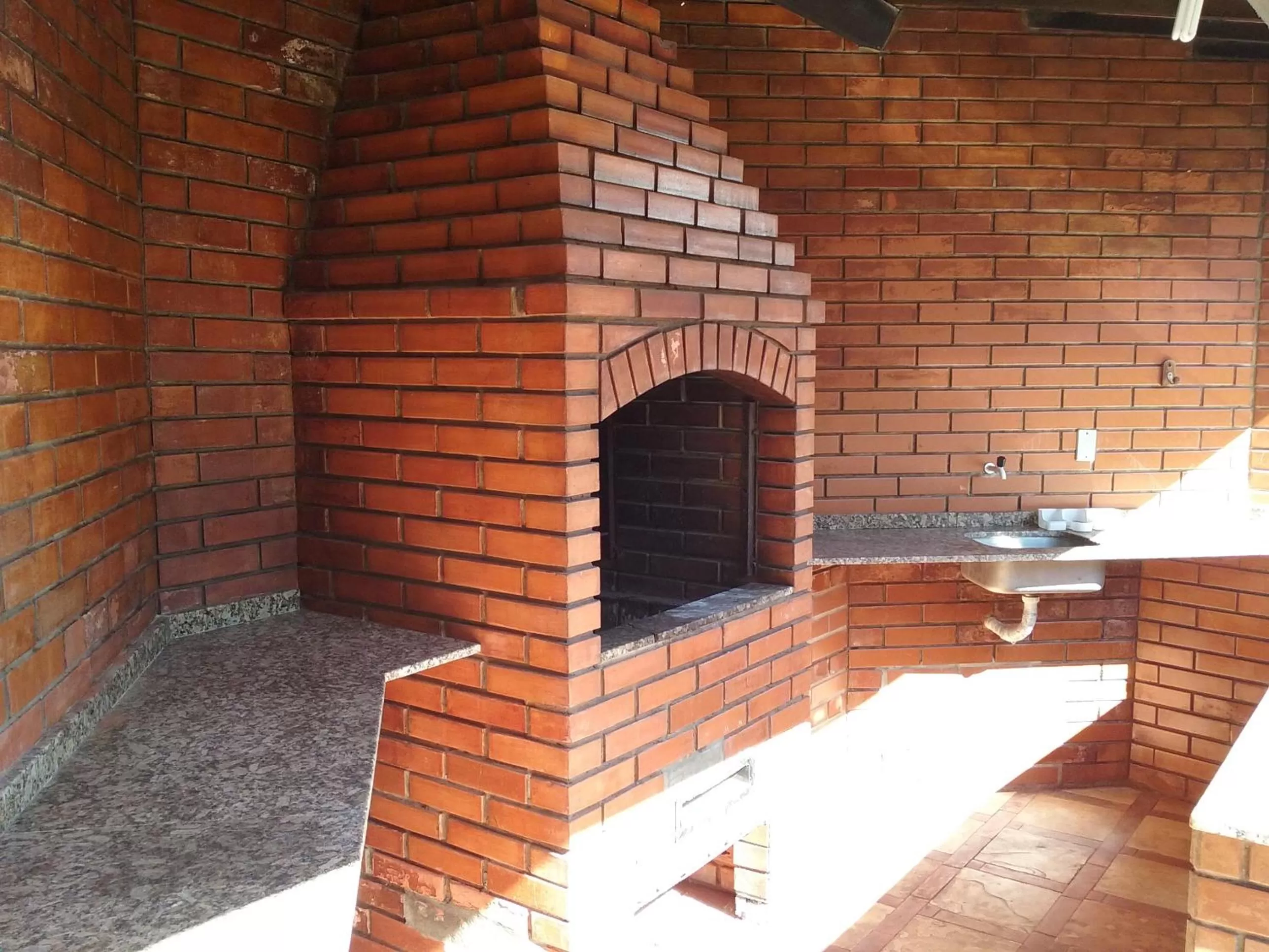 BBQ facilities in Hotel Praia do Futuro