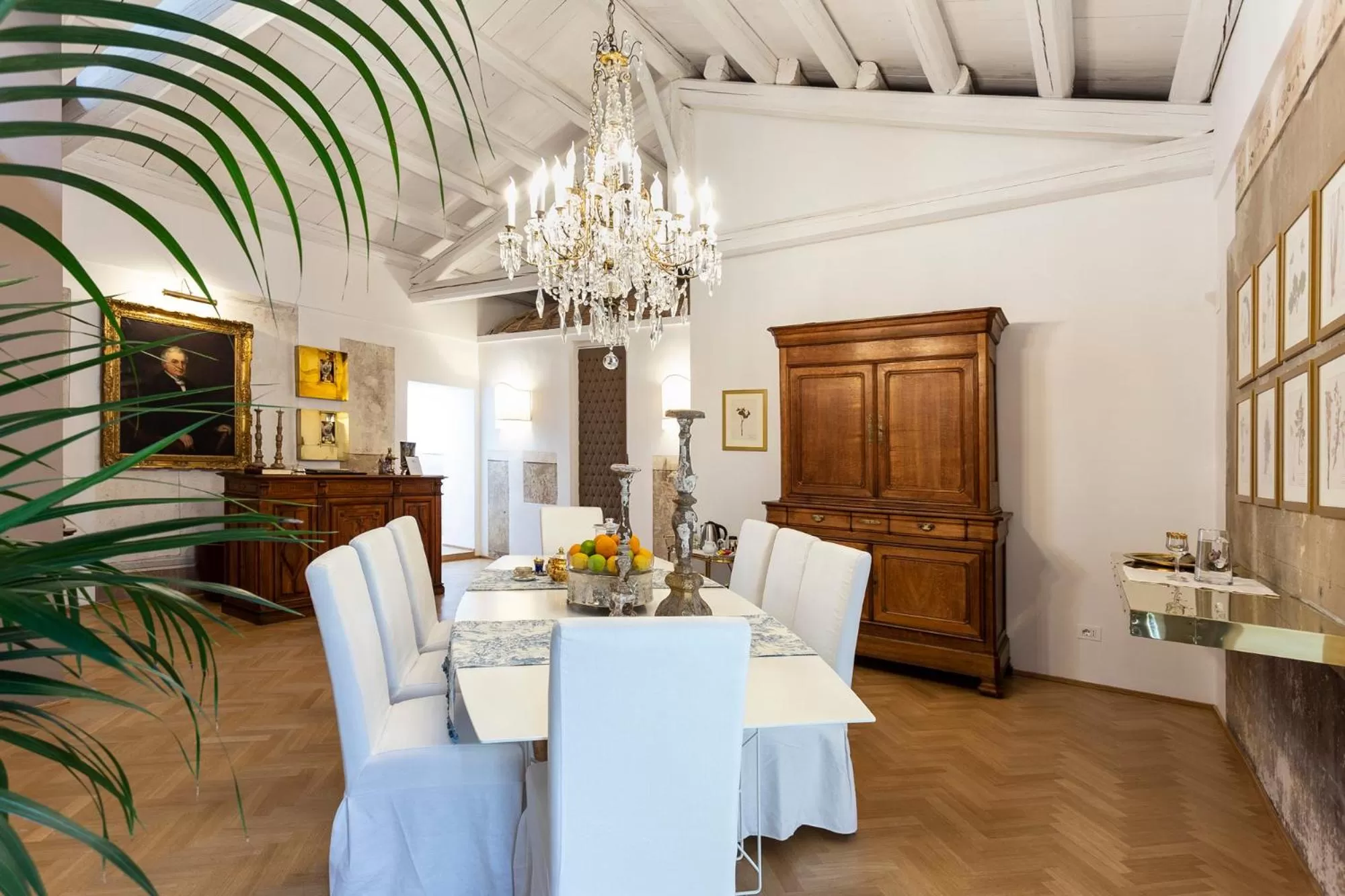 Coffee/tea facilities in La Maison