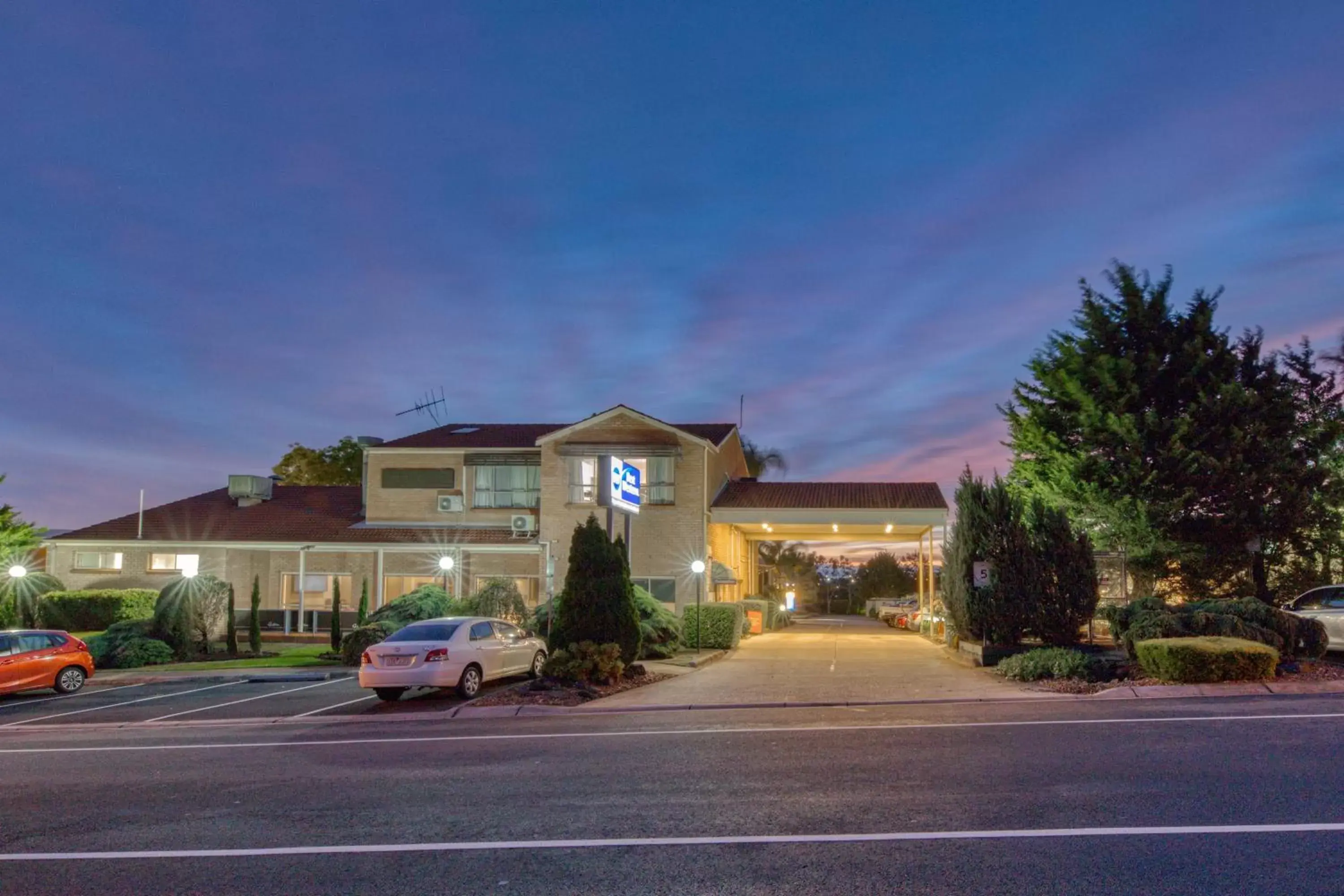 Property Building in Best Western Melbourne Airport