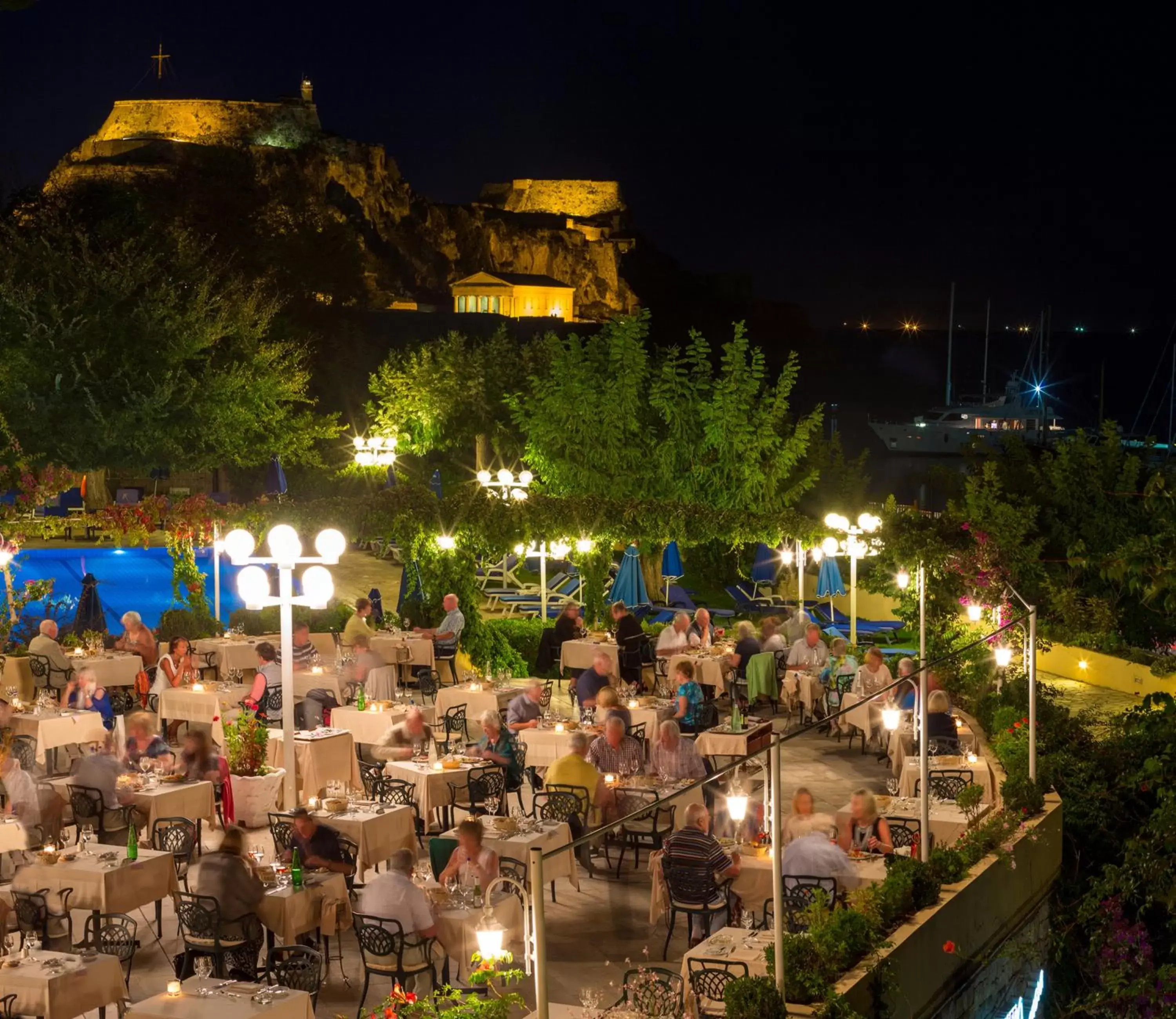 Restaurant/places to eat, Pool View in Corfu Palace Hotel