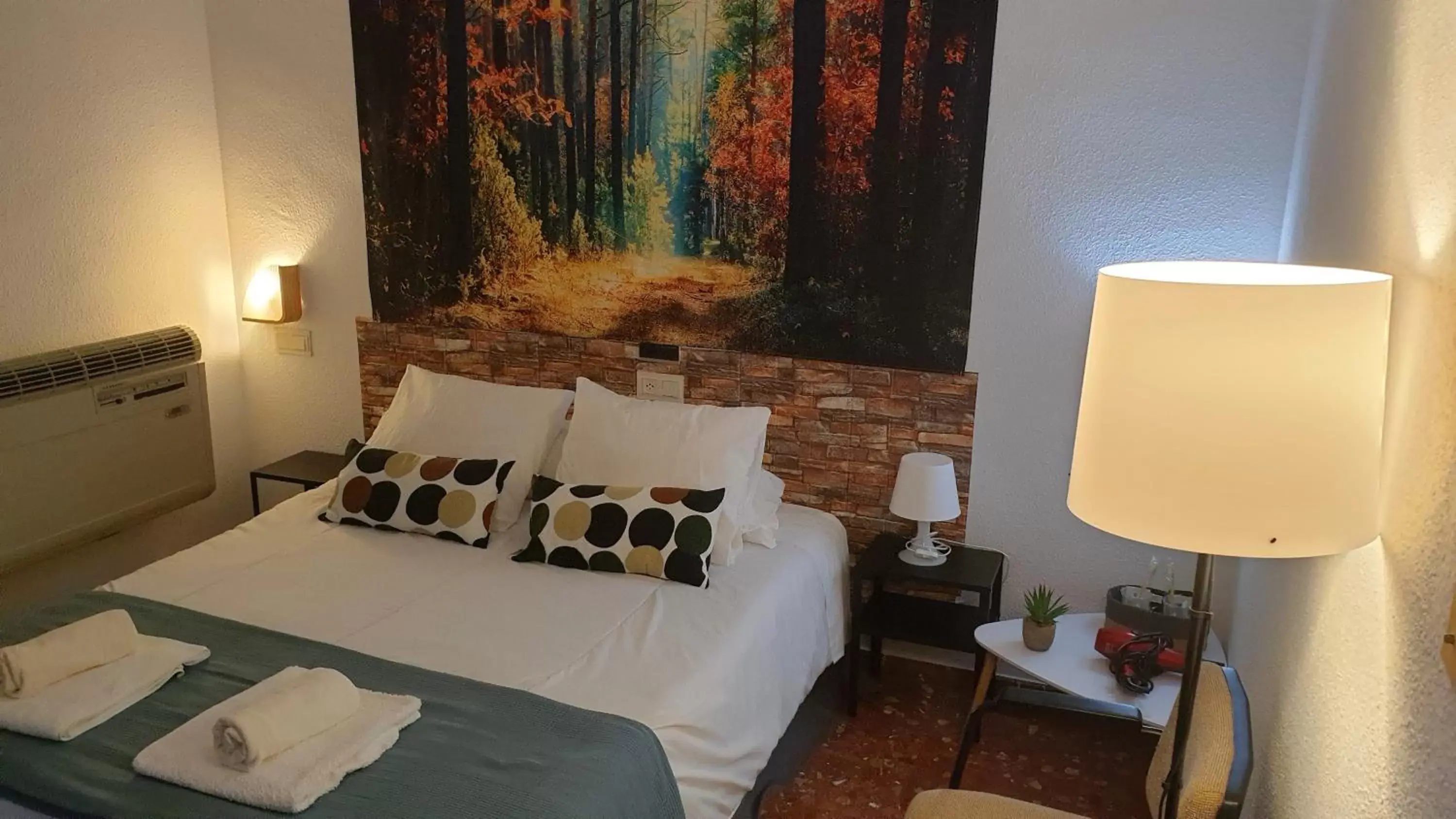 Photo of the whole room, Bed in Hotel Al-Ándalus, en Cazorla Comarca