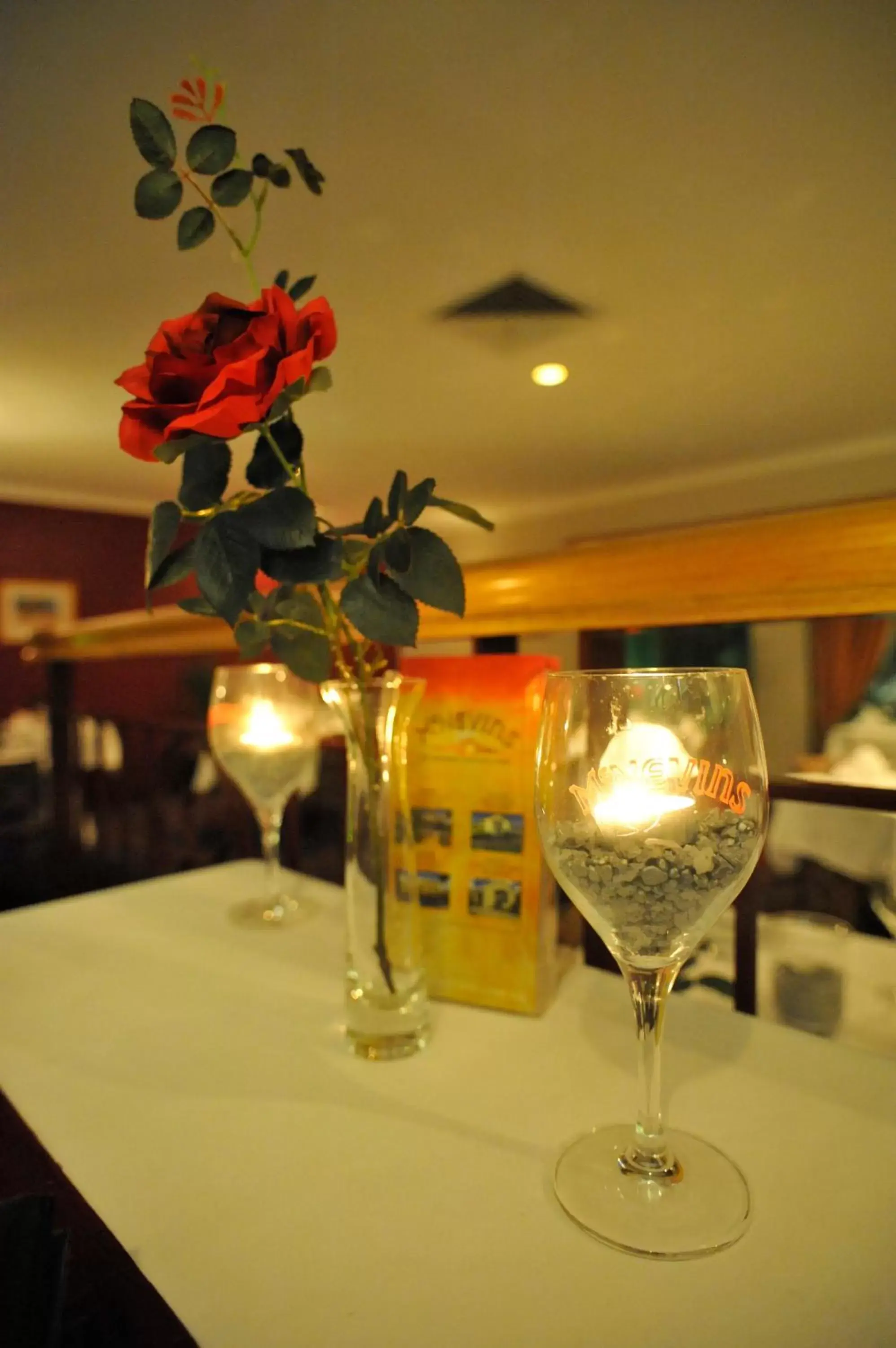 Restaurant/places to eat, Drinks in McNevins Tamworth Motel