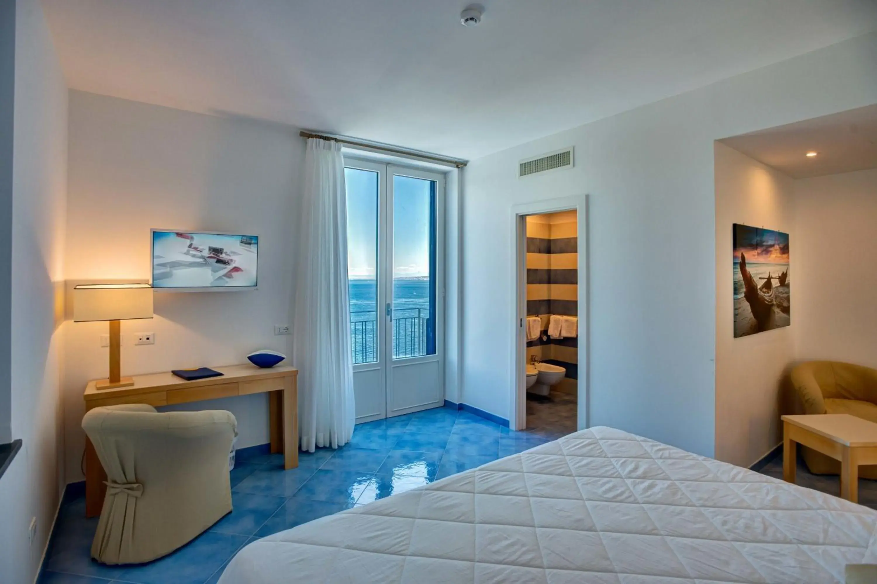 Photo of the whole room, Bed in Boutique Hotel Helios Photo of the whole room, Bed in Boutique Hotel Helios