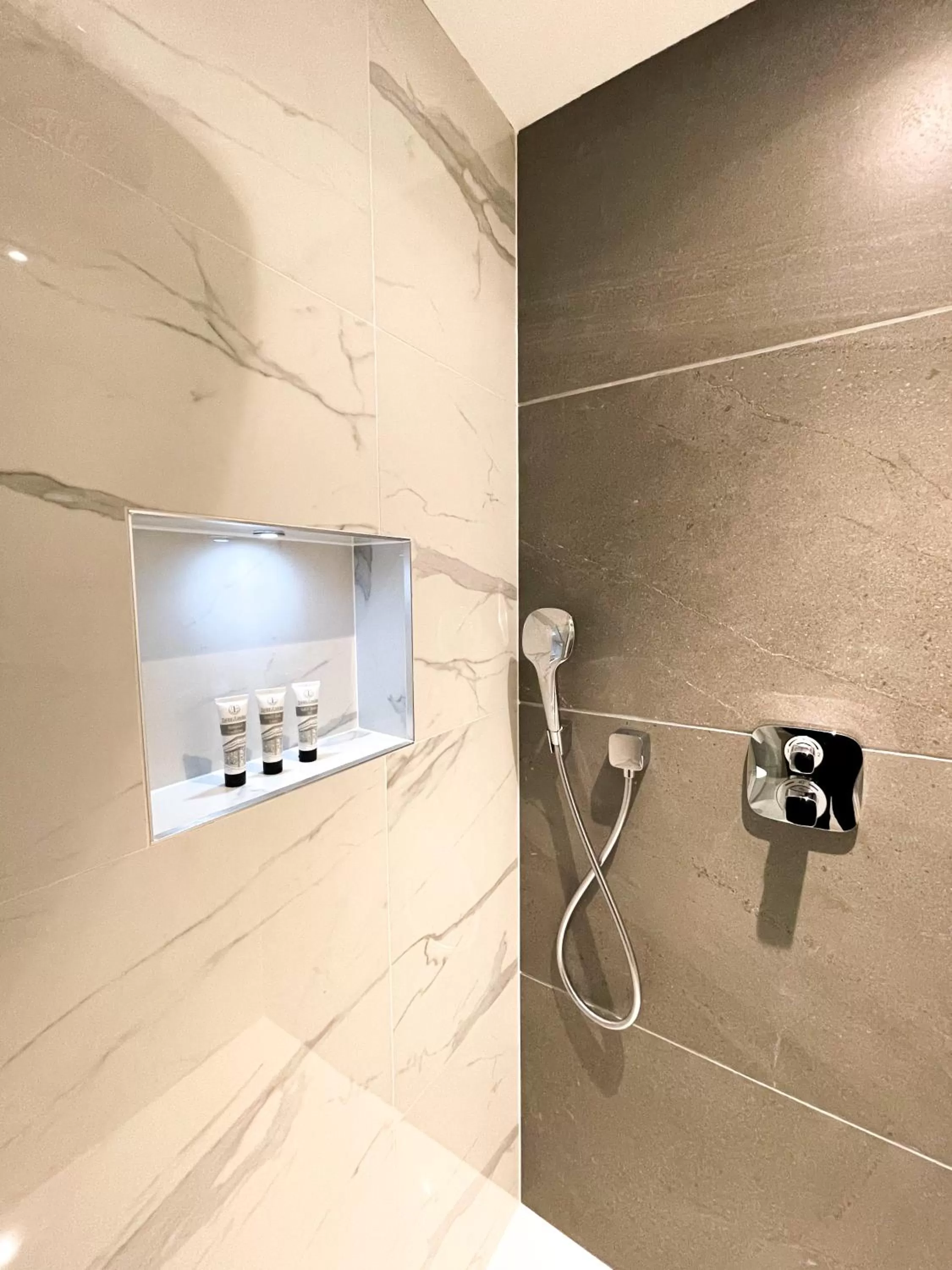 Merit Kensington Hotel