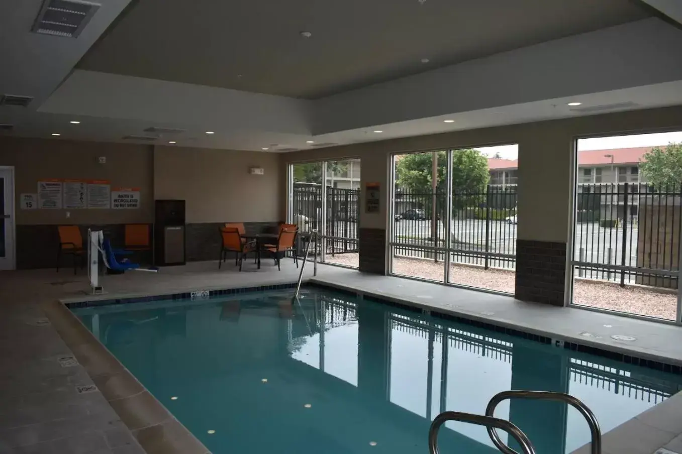 Swimming Pool in La Quinta Inn & Suites by Wyndham San Bernardino