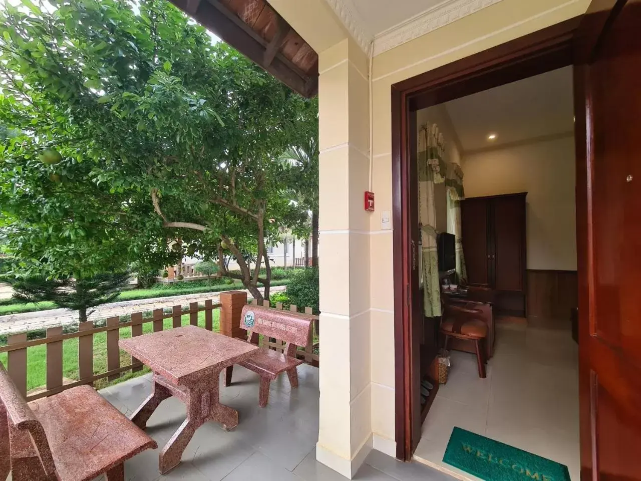 Villa with Garden View in Hai Duong Intourco Resort
