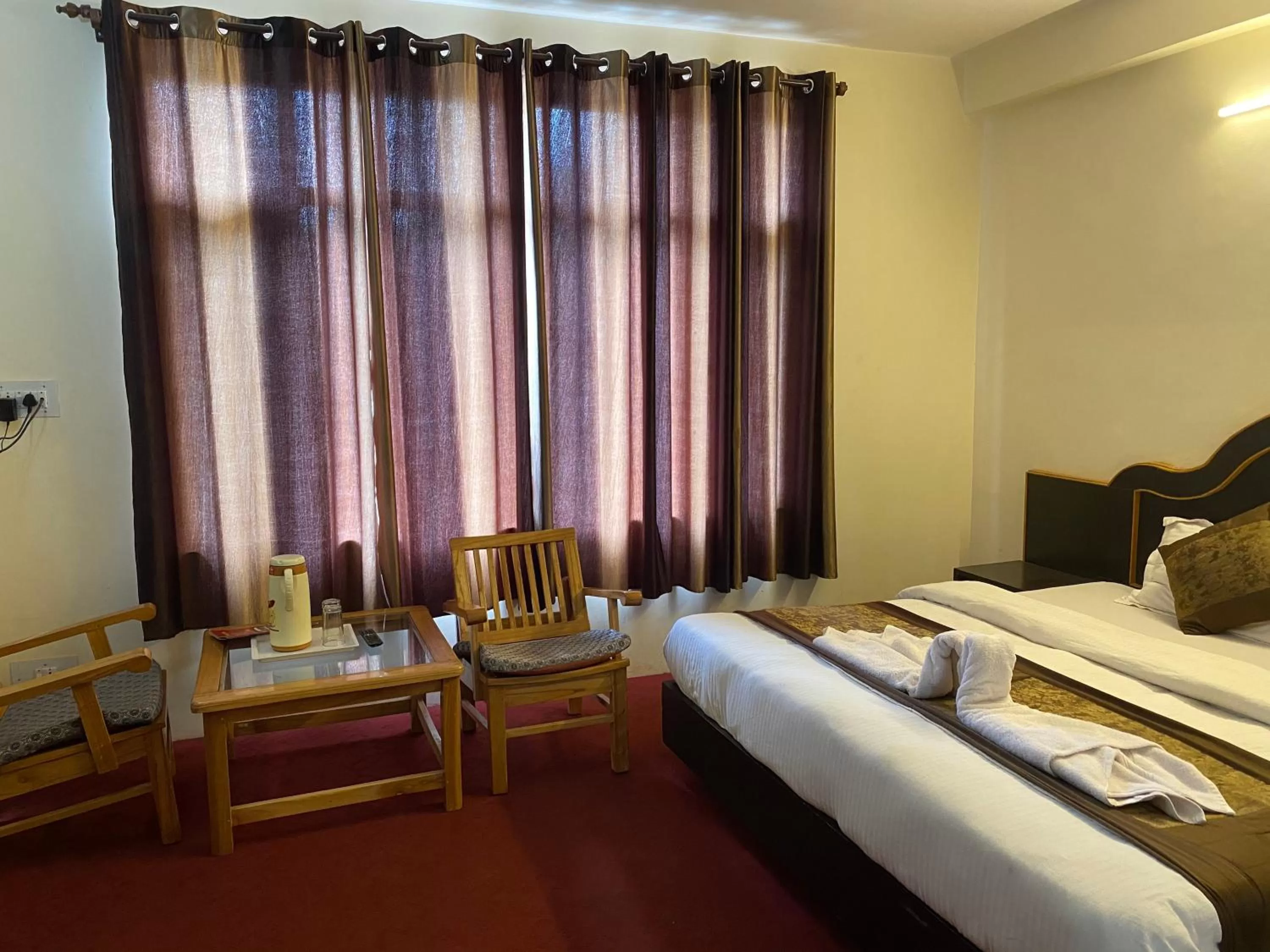 Photo of the whole room in The Destination Manali