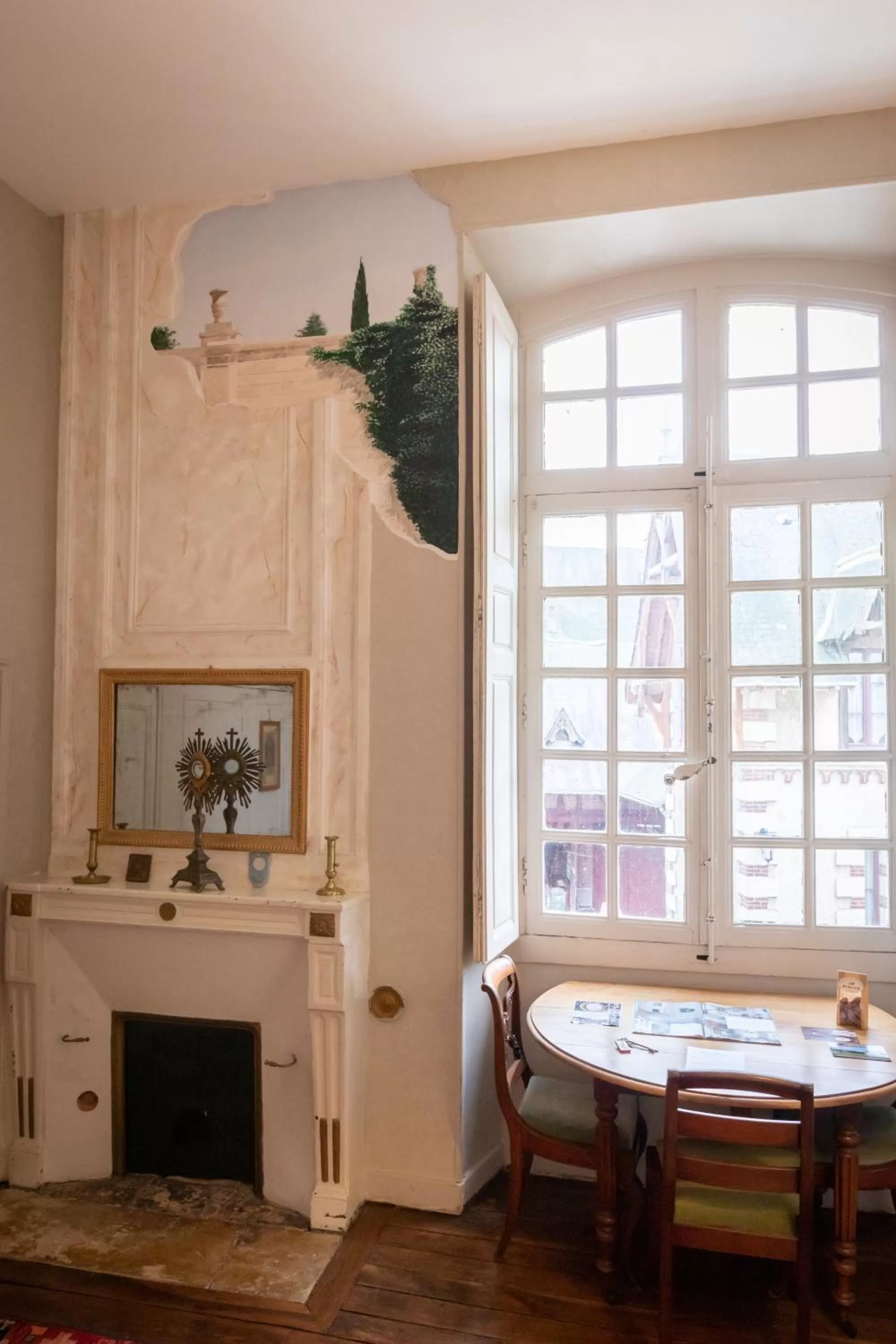 L'Hotel de Panette, Un exceptionnel château en coeur de ville