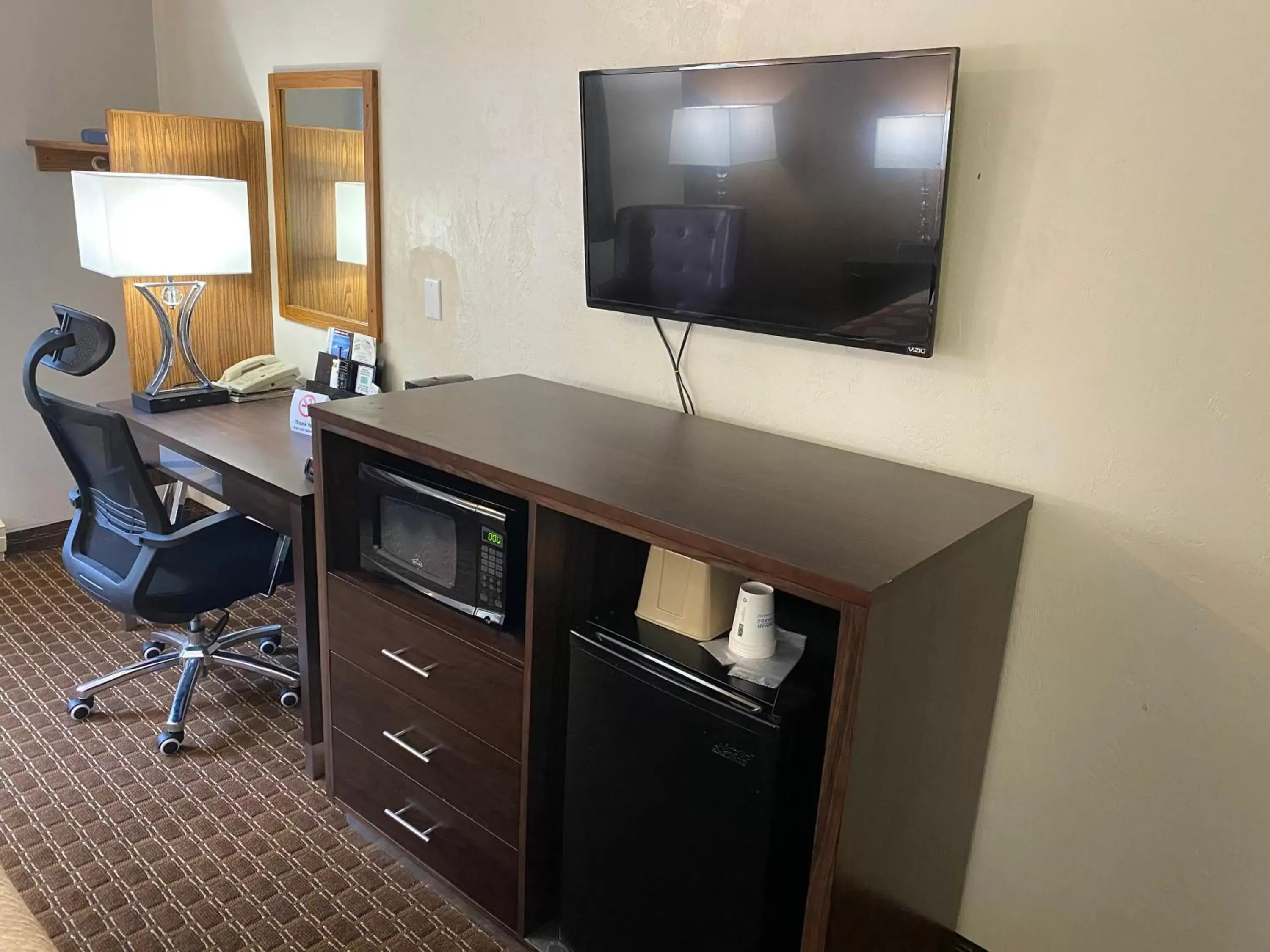 TV/Entertainment Center in Super 8 by Wyndham Ketchikan