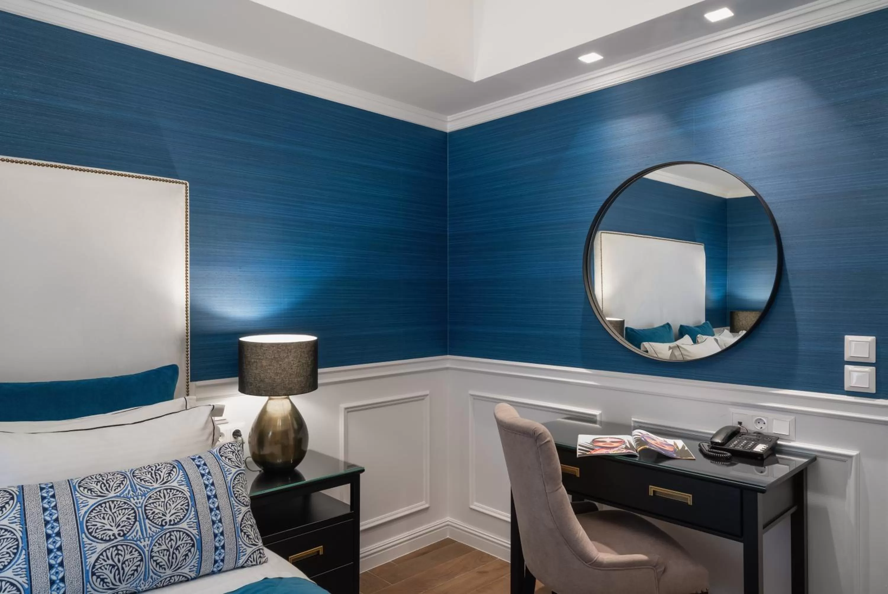 Bed in Evripidou Suites