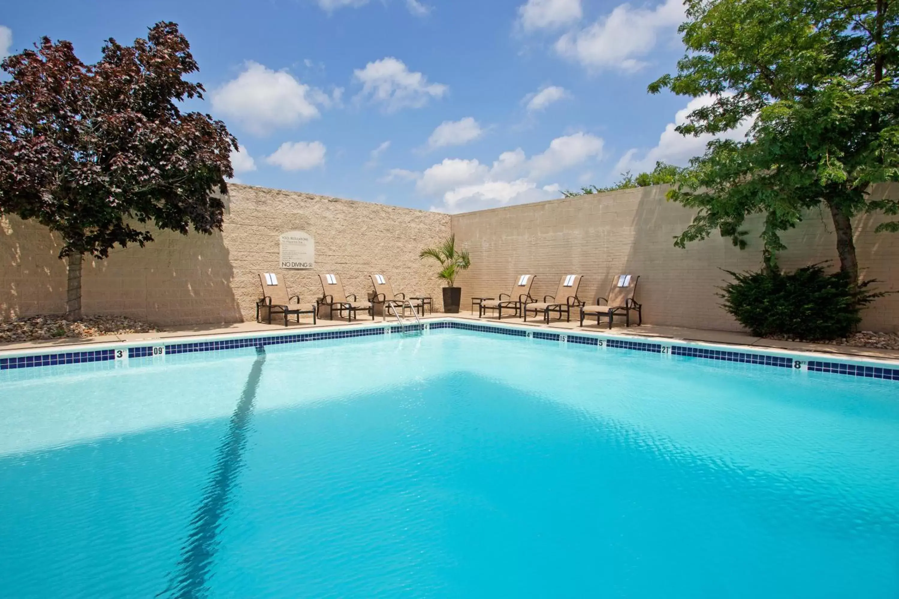 Swimming Pool in Crowne Plaza Hotel and Suites Pittsburgh South, an IHG Hotel