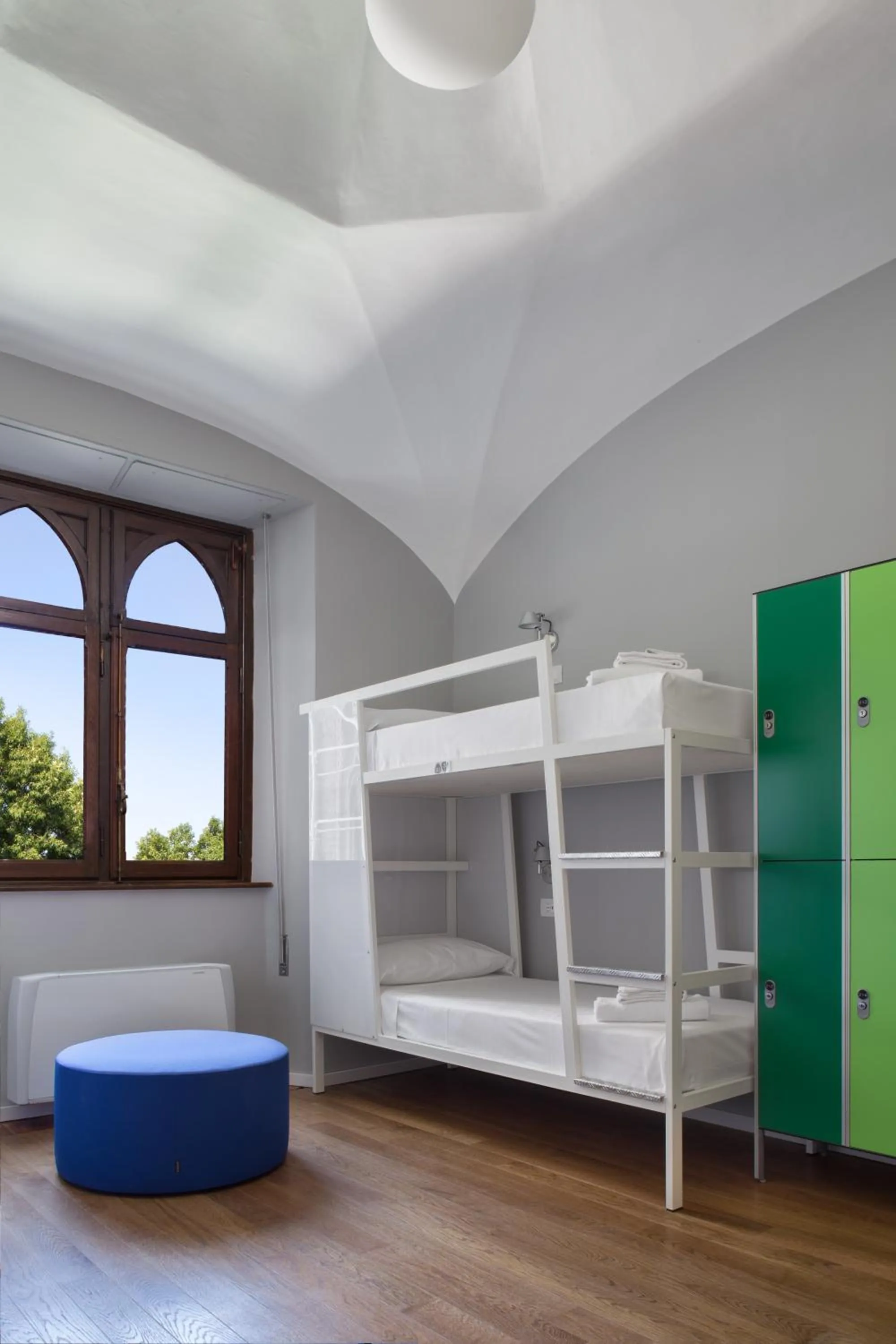 Bed in Babila Hostel & Bistrot