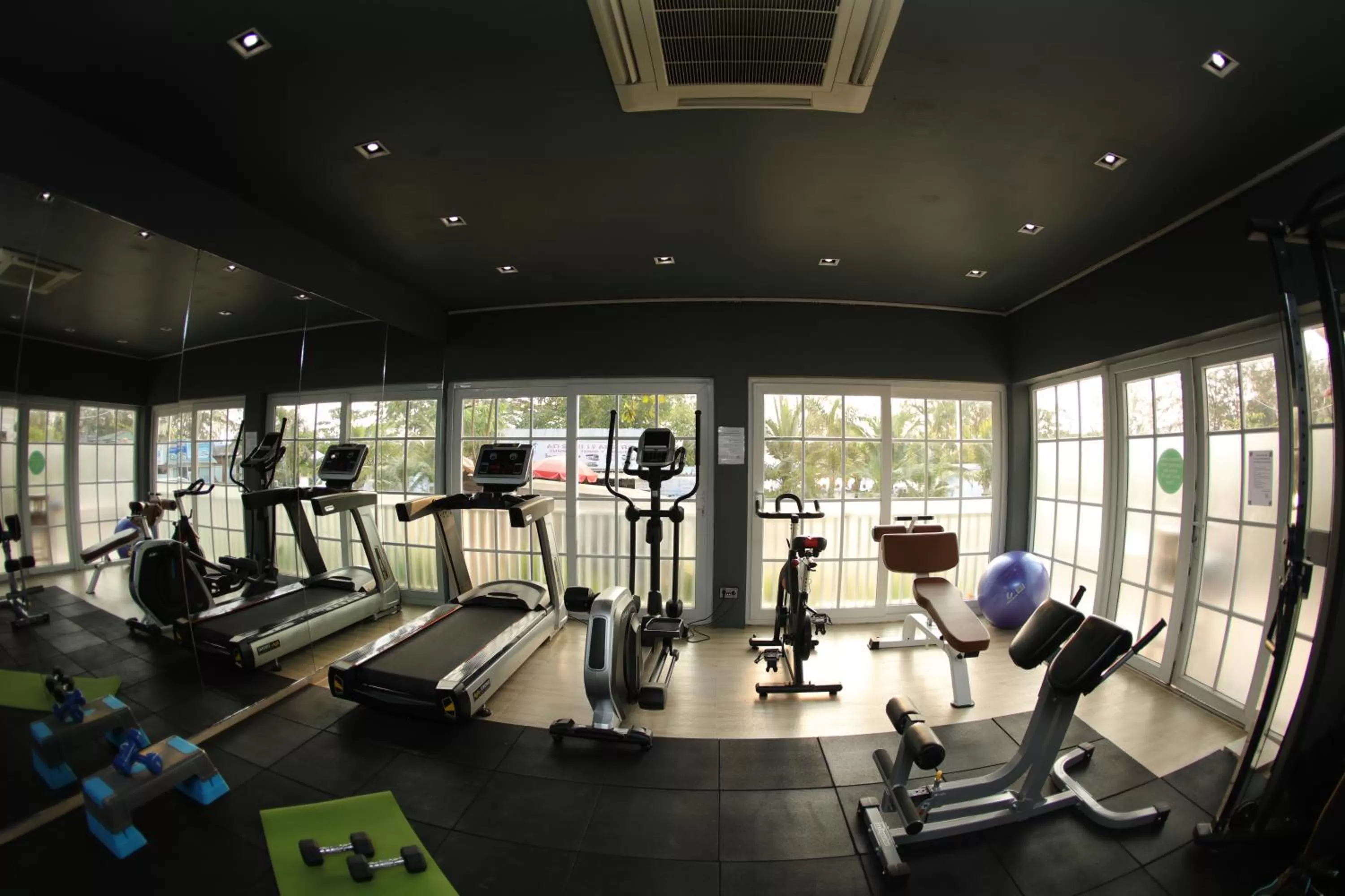 Fitness centre/facilities in White Boutique Hotel and Residences
